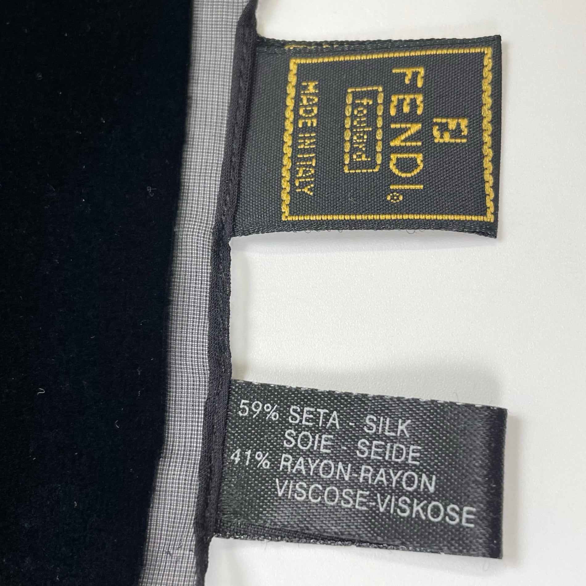 FENDI フェンディ / ヴィンテージシルクMIXシアースカーフ SIZE:95cm×95cm