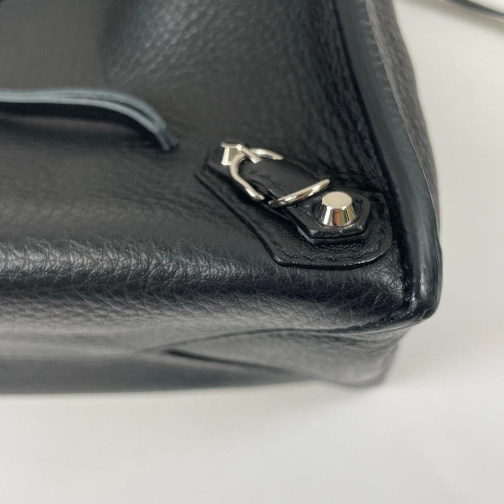 BALENCIAGA バレンシアガ / ペーパー A6 2WAYハンドバッグ 参考定価：200,000程度
