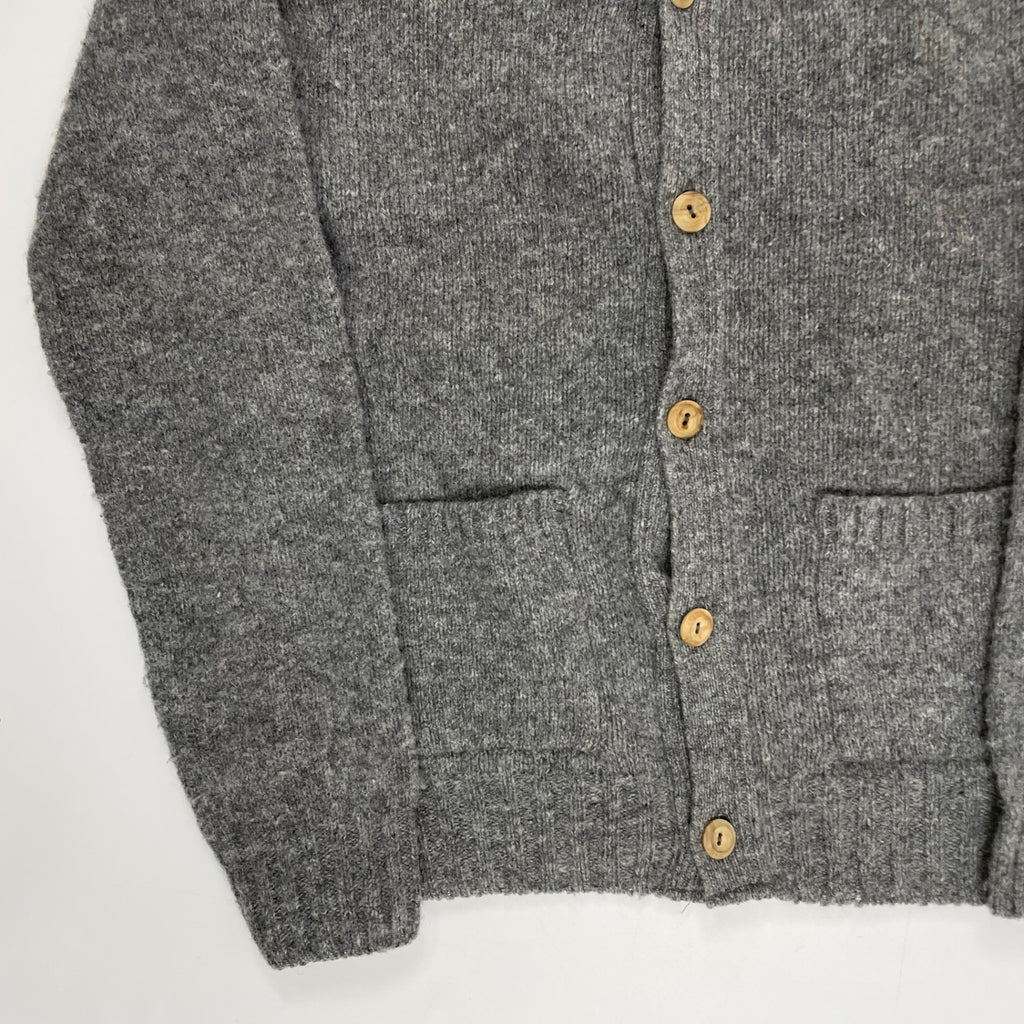 INVERALLAN インバーアラン / シェットランドウールカーディガン ウッドボタン 参考定価：30,000程度 SIZE:36