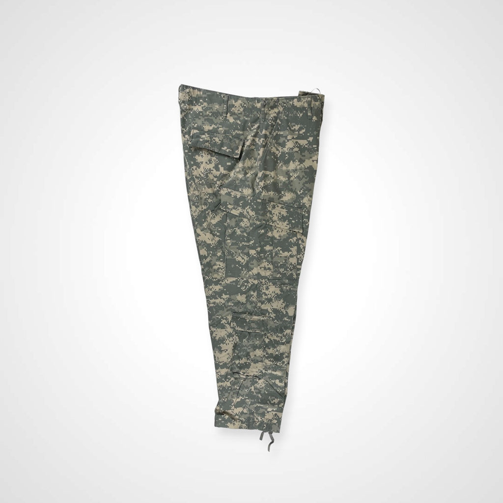 US ARMY アメリカ軍 / デジカモ ミリタリーパンツ SIZE：LARGE-SHORT