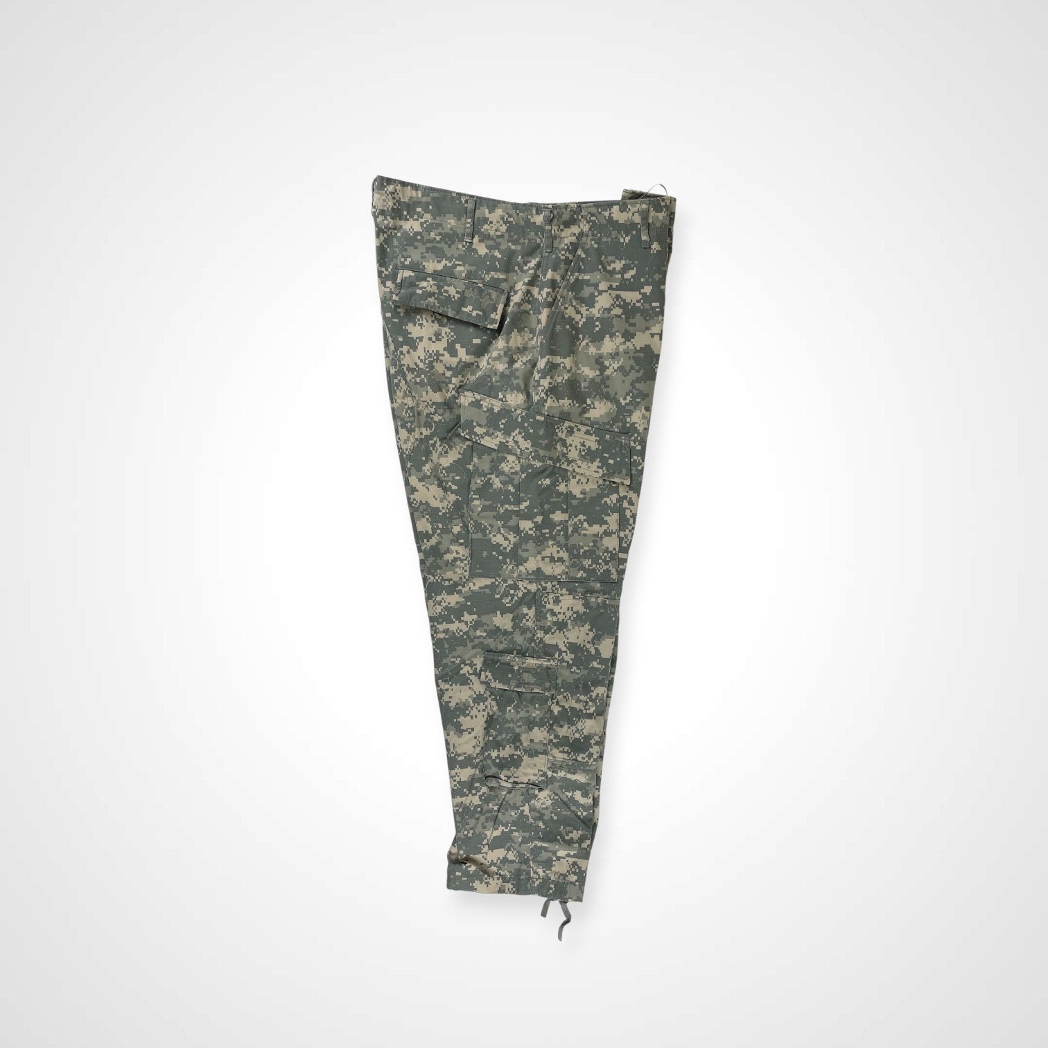 US ARMY アメリカ軍 / デジカモ ミリタリーパンツ SIZE：LARGE-SHORT