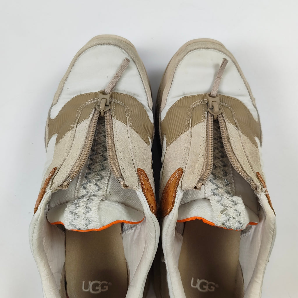 UGG / CA805スニーカー 参考定価：22,000+tax SIZE:27.5cm