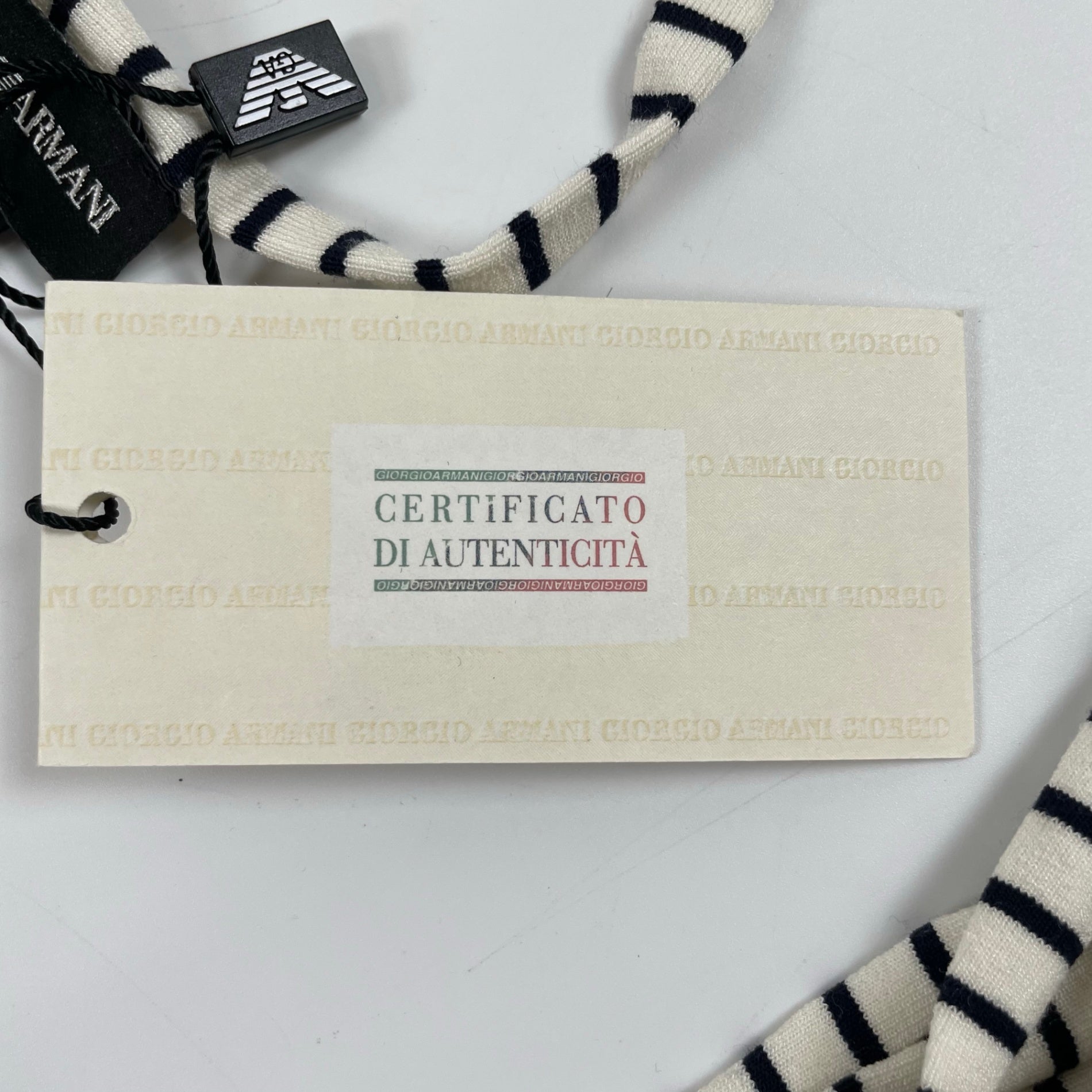 EMPORIO ARMANI / ボーダーテキスタイルネックレス 未使用品 箱付