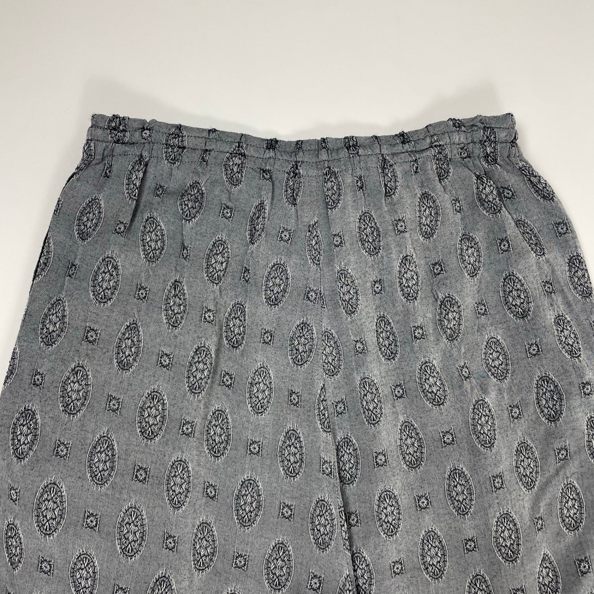 needles ニードルズ / レーヨンシルクH.D.Pant 参考定価：35,000程度 SIZE:2