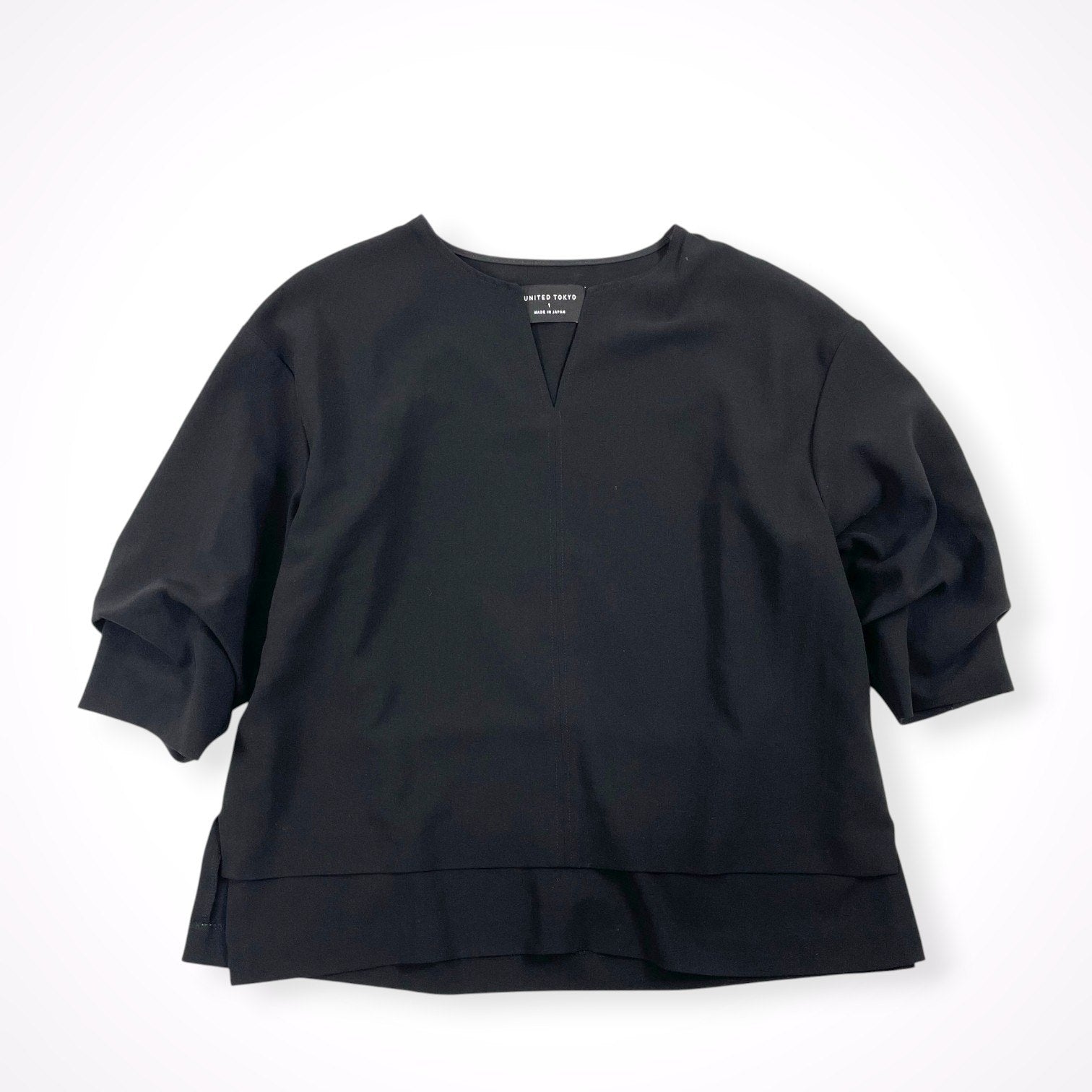 UNITED TOKYO / Vネックタックブラウス 参考定価：7,800+tax SIZE:1
