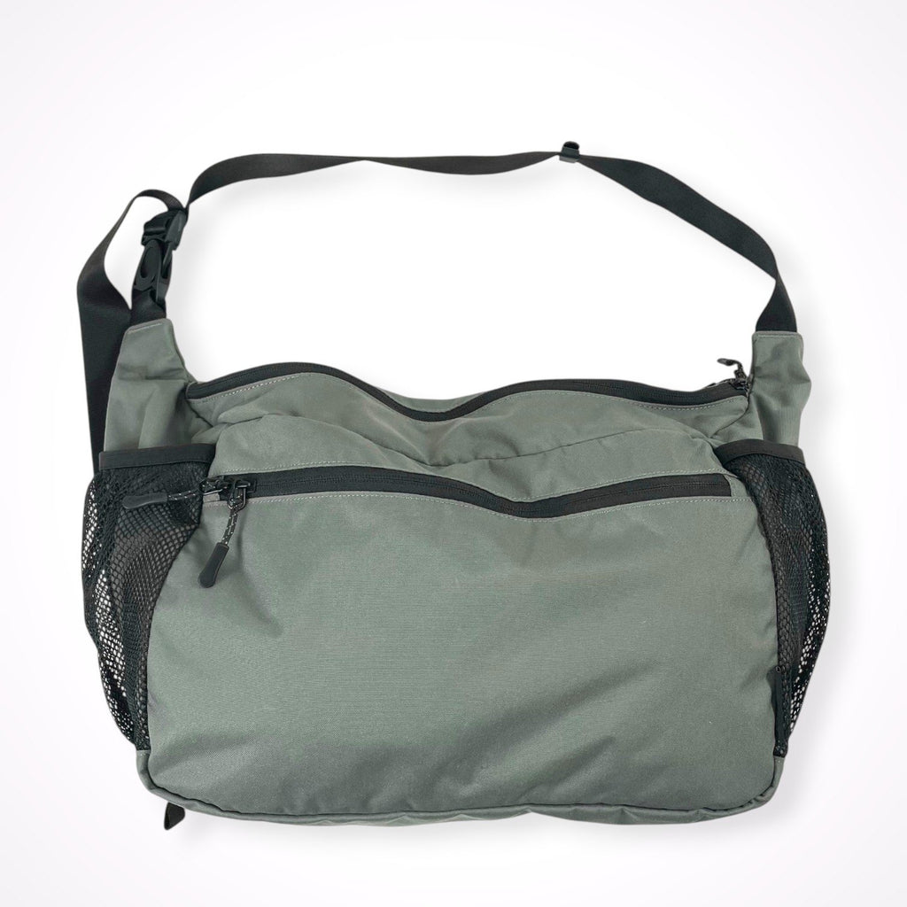 snow peak / Everyday Use Middle Shoulder Bag 参考定価：10,800+tax