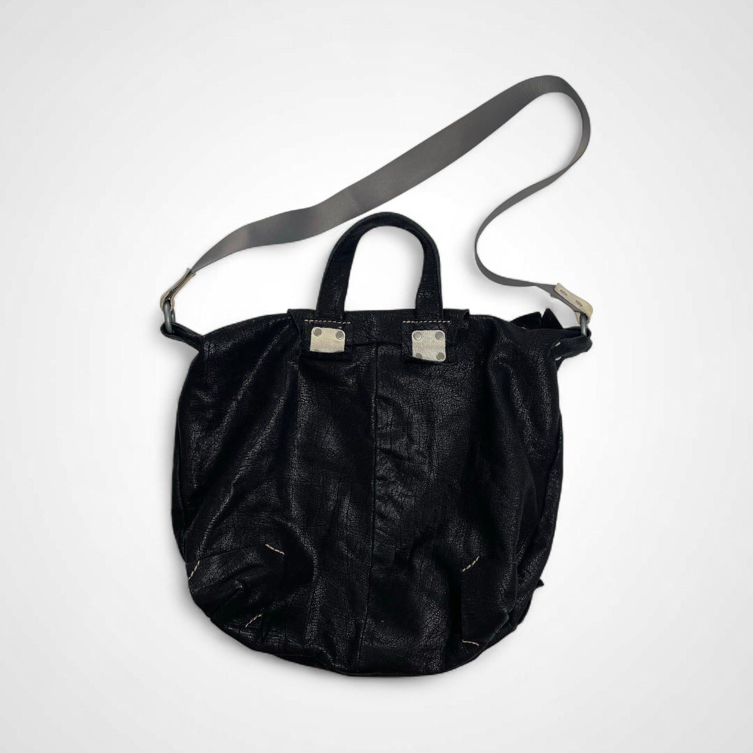 m'appazza イタリアデザイナーズ / シュリンクレザー ショルダーバッグ MADE IN ITALY 参考定価：100,000程度