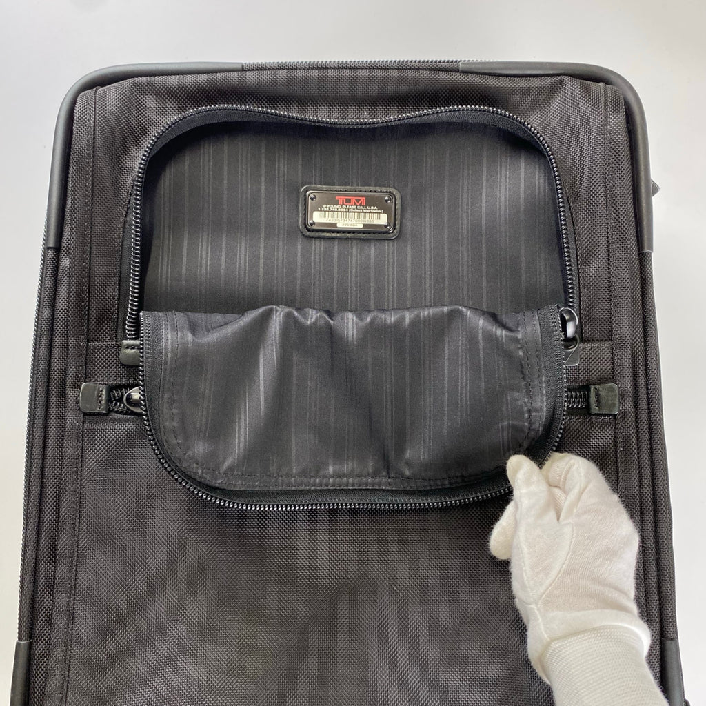 TUMI トゥミ / 26L収納 18インチ インターナショナル コンパクト キャリーオン ブラック 22018DH 参考定価：85,000+tax