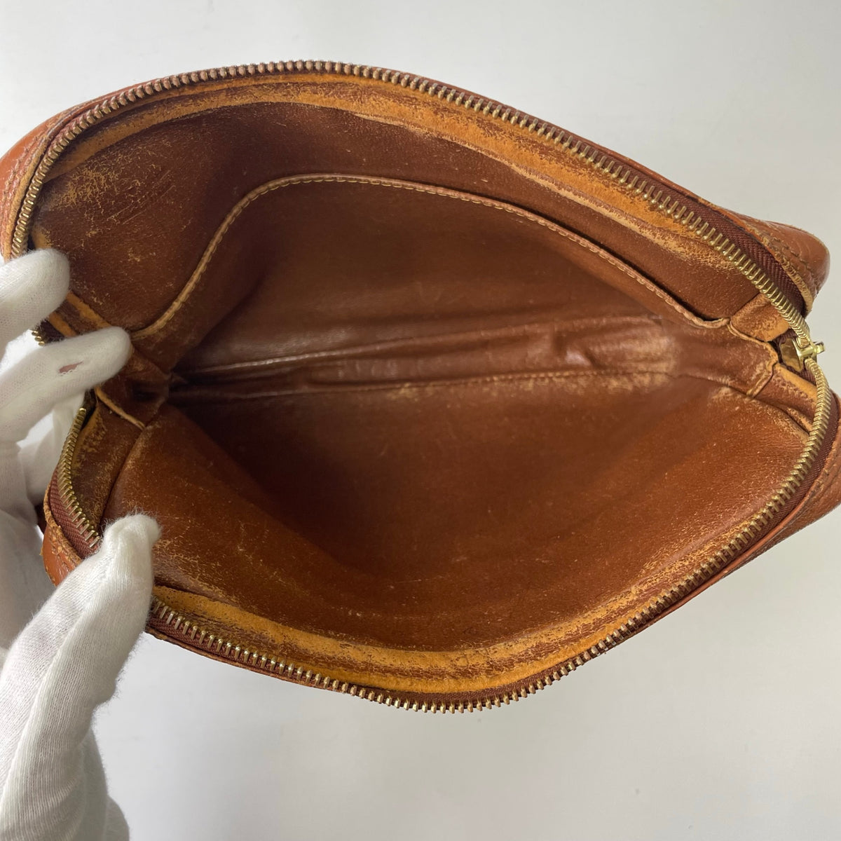 LOUIS VUITTON / モノグラム セカンドバッグ サックスポーツ