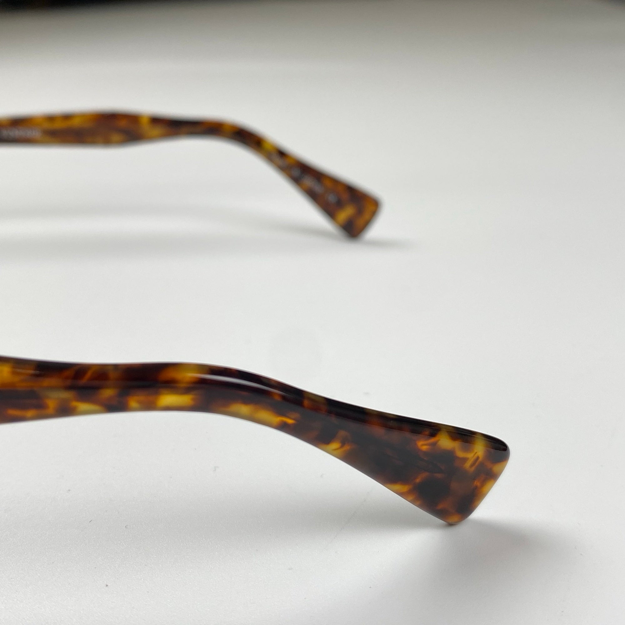 【極美品】 金子眼鏡 ヴィンテージコレクション / ブリッジデザイン サングラス KVS-31 BWG 参考定価：66,000+tax