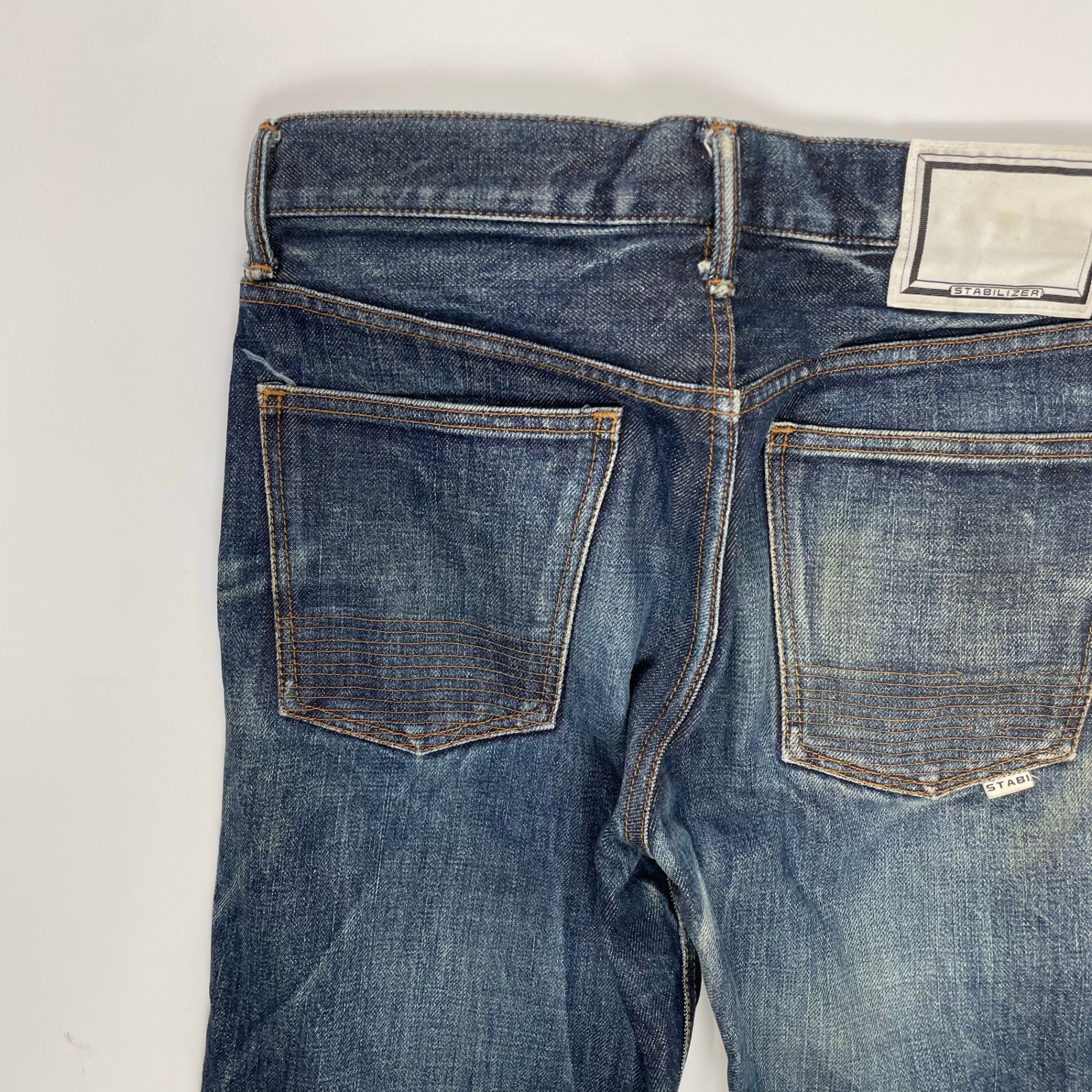 stabilizer gnz スタビライザージーンズ / セルビッジデニムパンツ 鬼ヒゲ 参考定価：30,000程度 SIZE：30