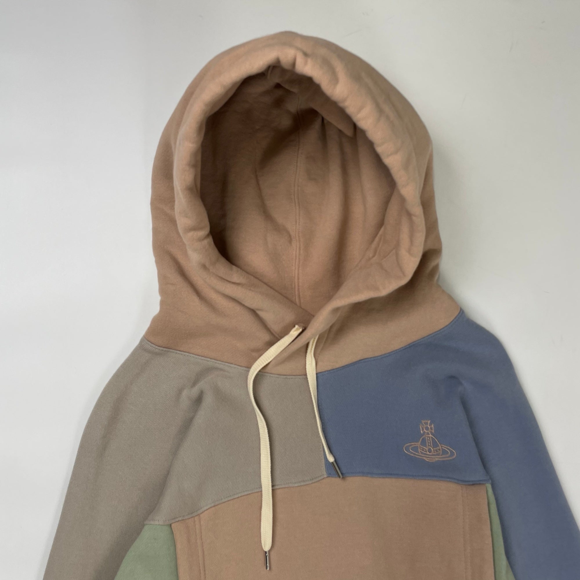 Vivienne Westwood MAN / ブロックパターンフーディ 参考定価：50,000程度 SIZE:46