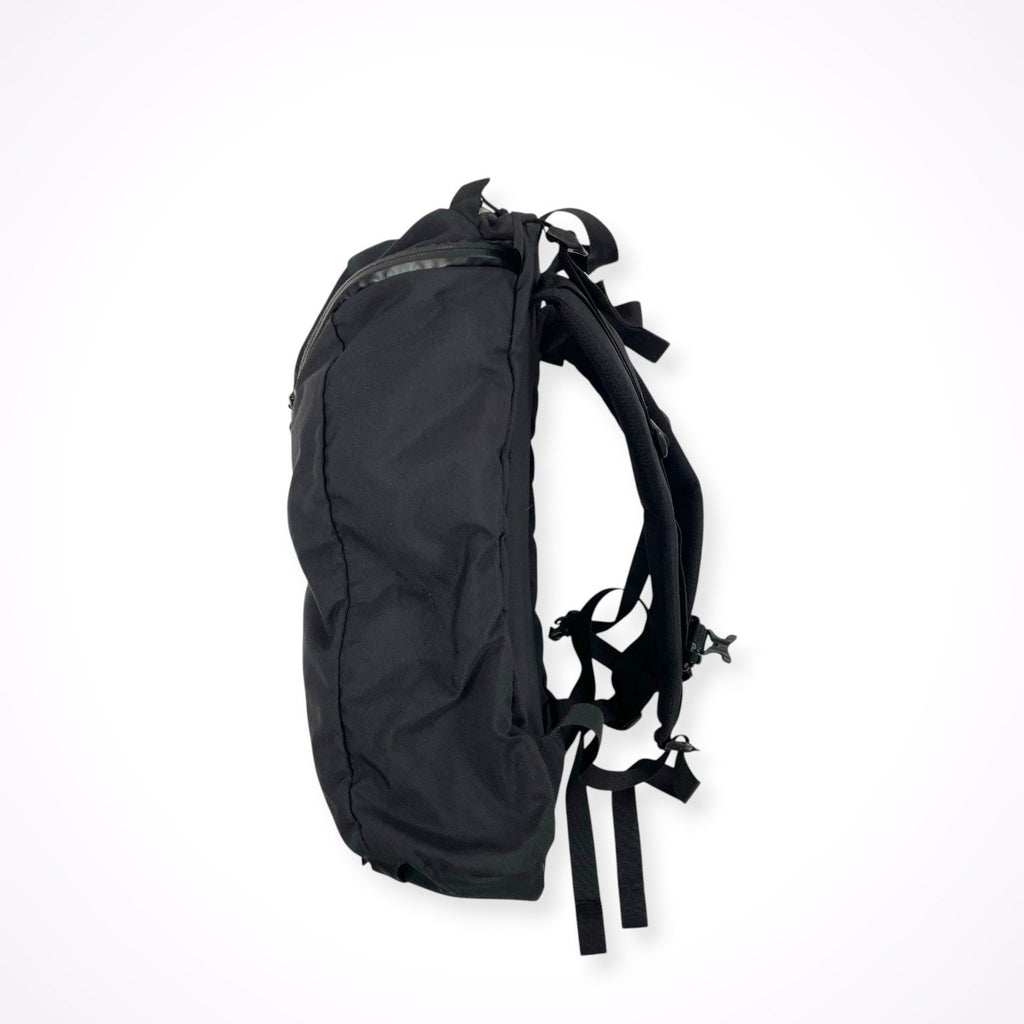 MYSTERY RANCH / URBAN ASSAULT 21 バックパック 参考定価：19,000+tax