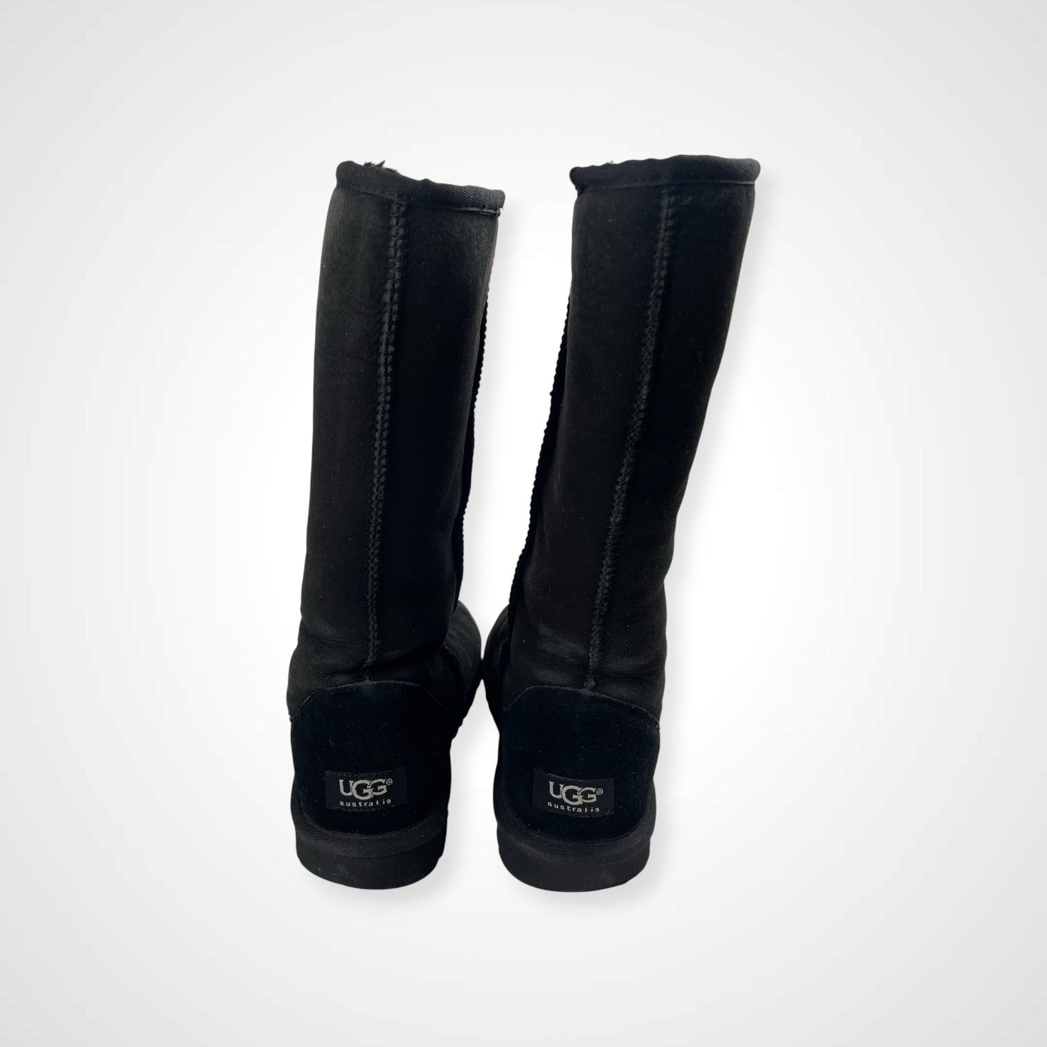 UGG アグ / CLASSIC TALL ムートンブーツ ブラック 参考定価：30,000程度 SIZE:23.5cm