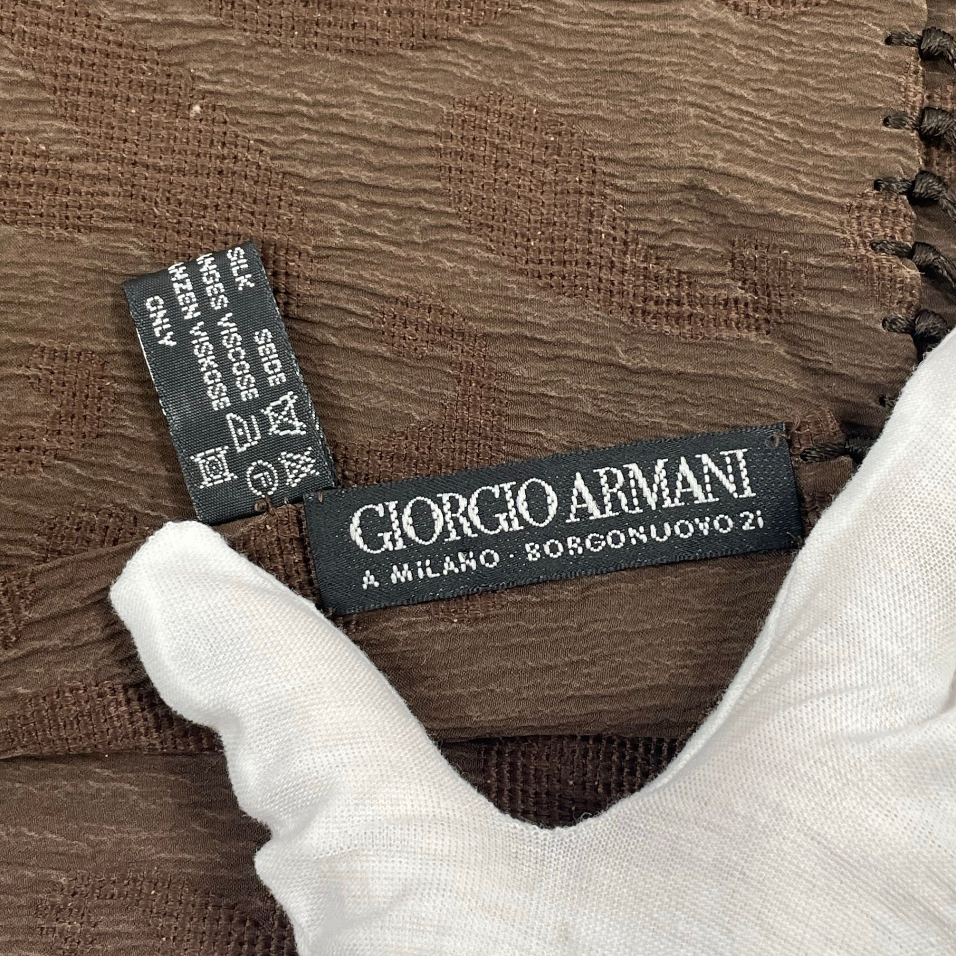 GIORGIO ARMANI / フリンジシルクストール BORGO21製 参考定価：80,000程度