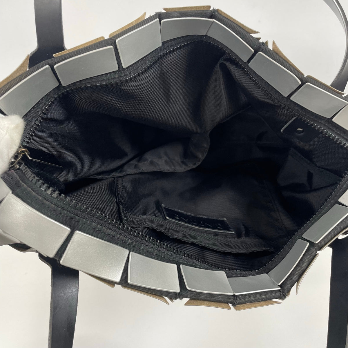 BAOBAO ISSEY MIYAKE / CARTON ハンドバッグ メタリック BB55-AG032