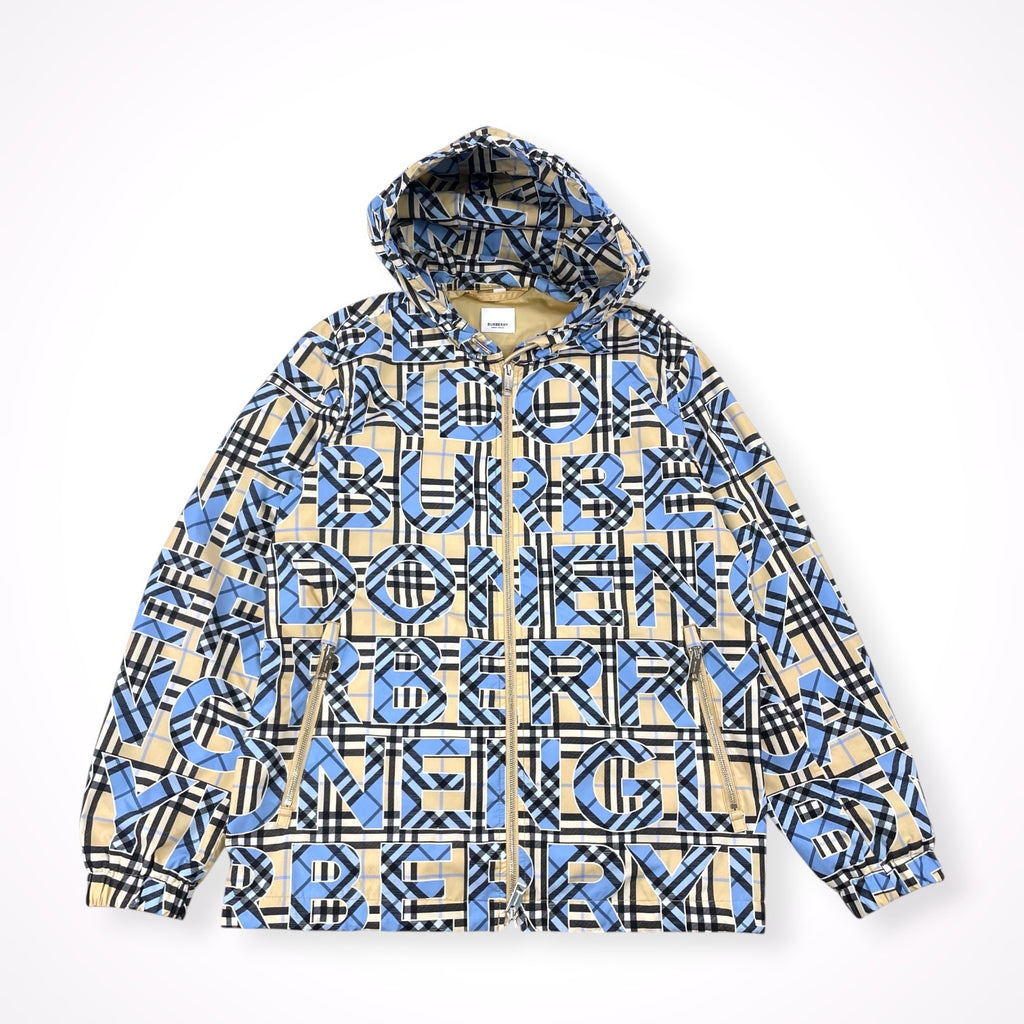 BURBERRY / ロゴ ナイロンジップアップパーカー 参考定価：170,000程度 SIZE:S
