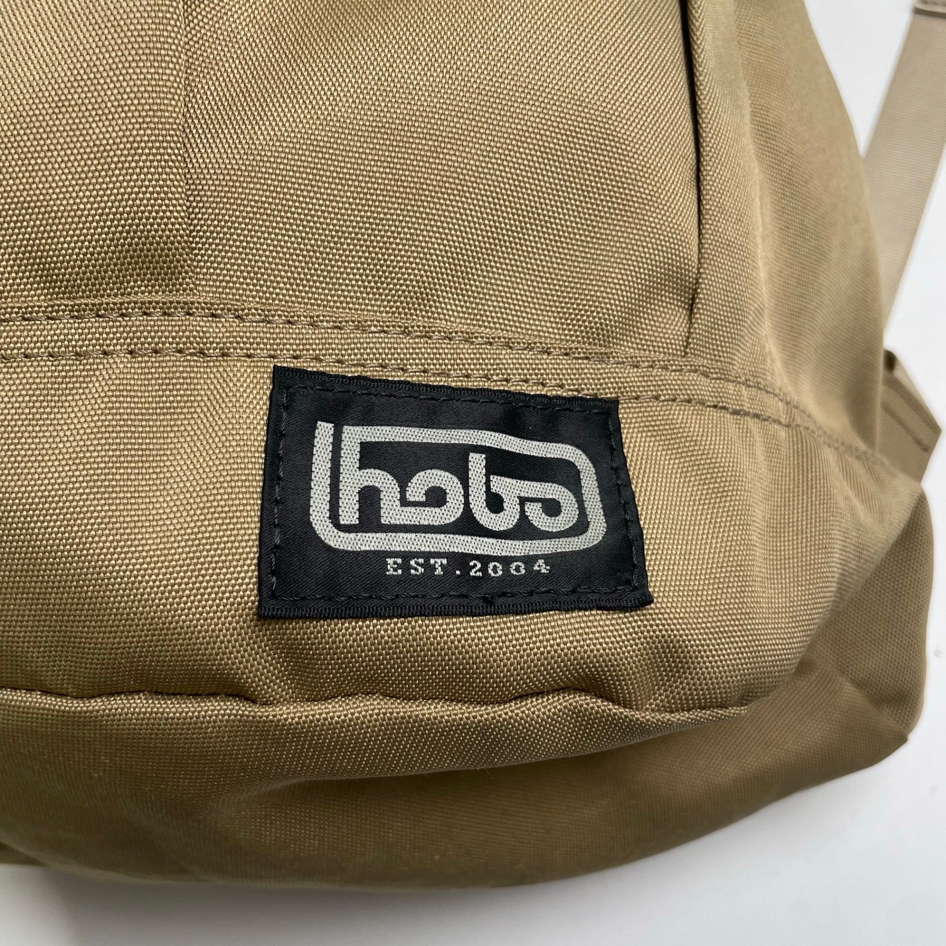 hobo ホーボー / カウレザーチャームデイパック ベージュ 参考定価：22,000程度