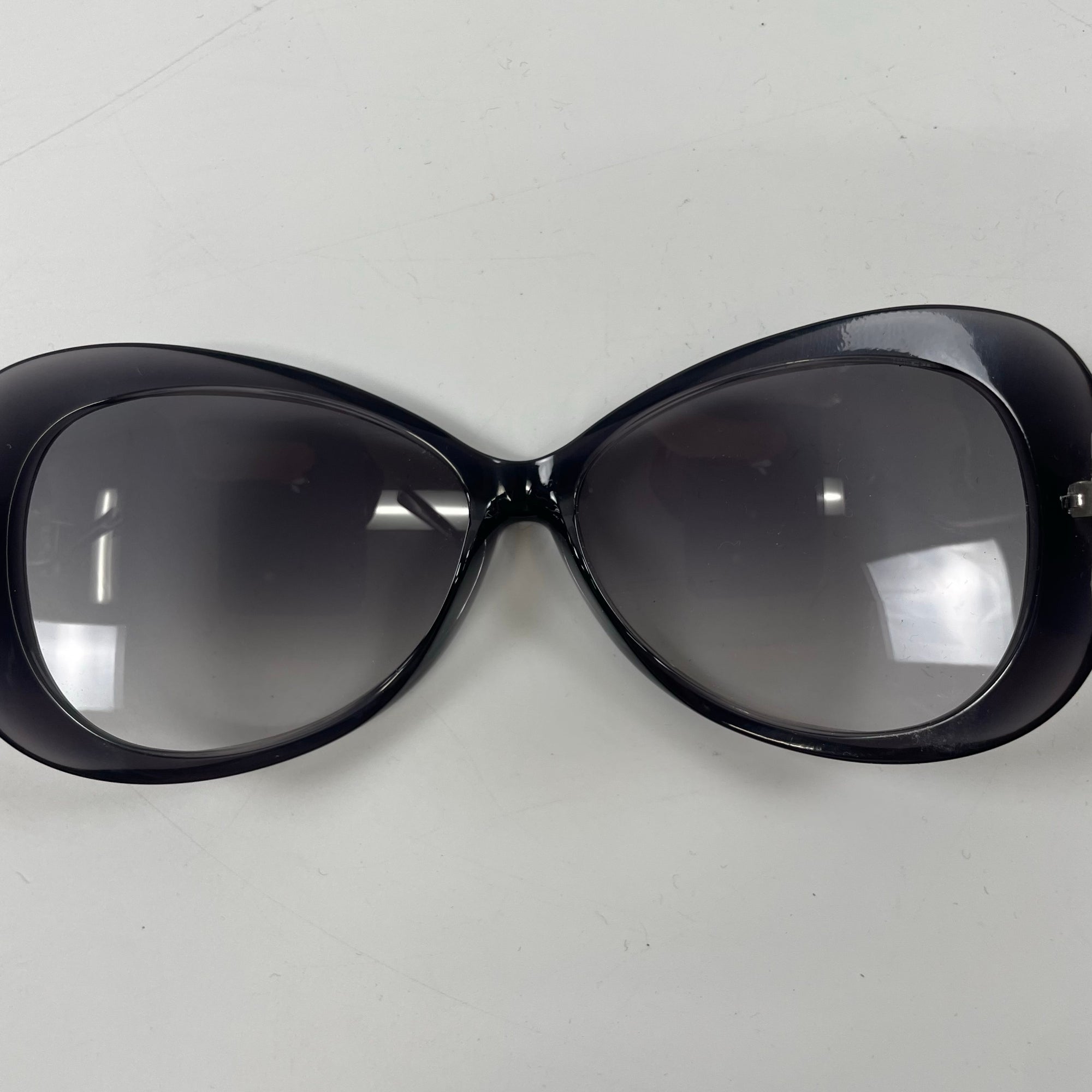 EMPORIO ARMANI / オーバルサングラス 参考定価：55,000程度 SIZE:60□14 130