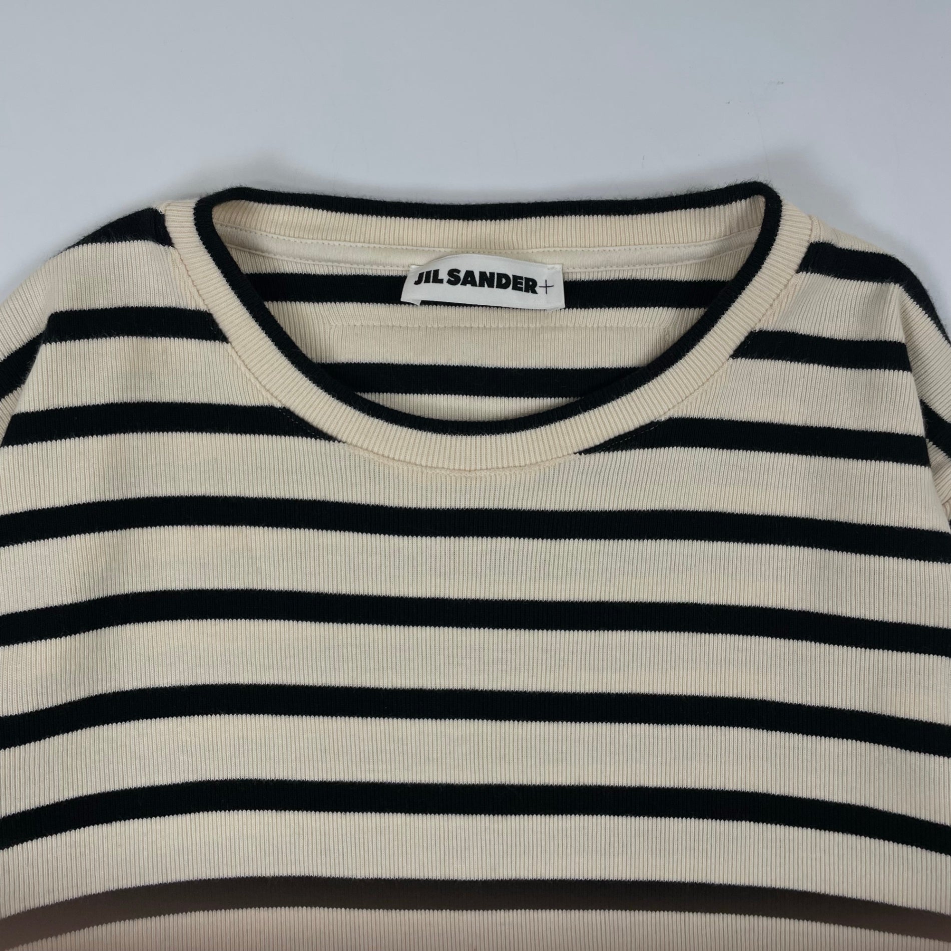 JIL SANDER + / バックロゴボーダーTEE 参考定価：60,000程度 SIZE:XL