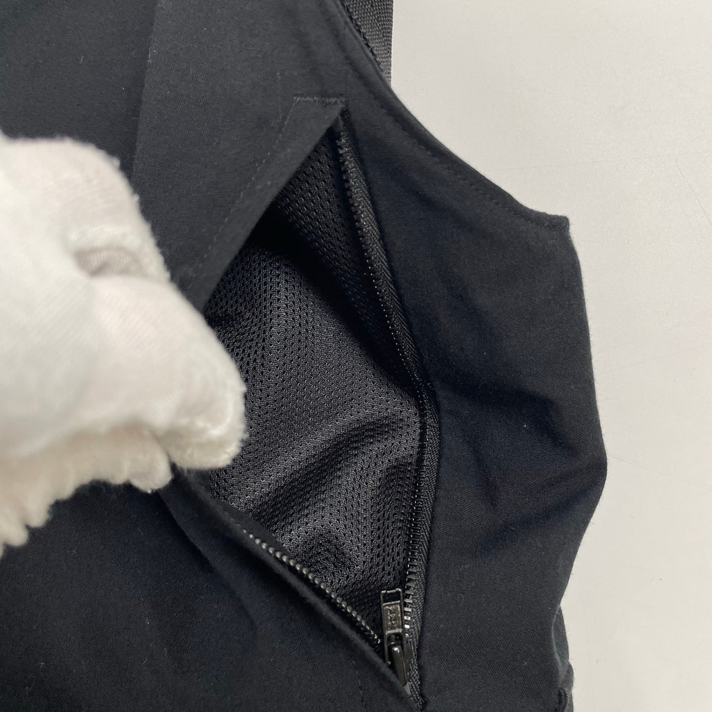 product ALMOST BLACK / ミニマルユーティリティベスト 参考定価：42,000程度 SIZE:1