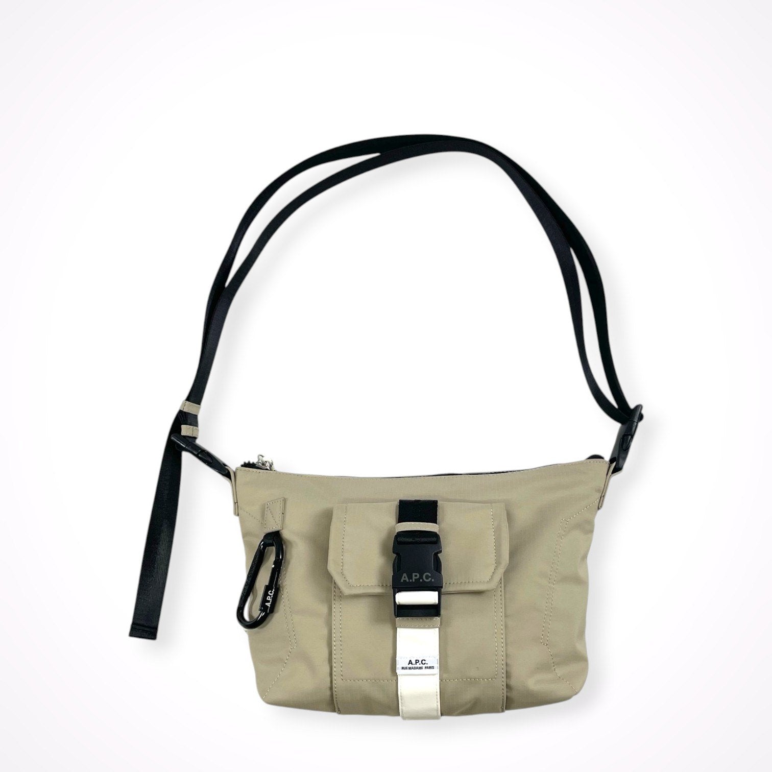 A.P.C. / Trek ショルダーバッグ 美品 参考定価：35,000+tax