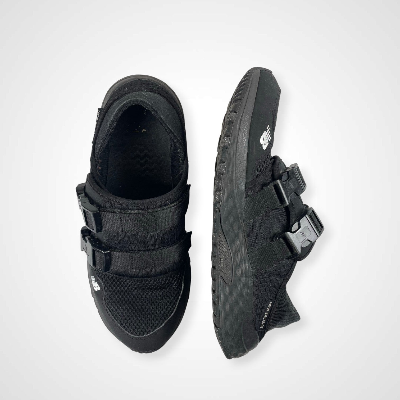 New Balance ニューバランス / 2WAYスニーカー UA700BK1 参考定価：8,000+tax SIZE:27.5cm