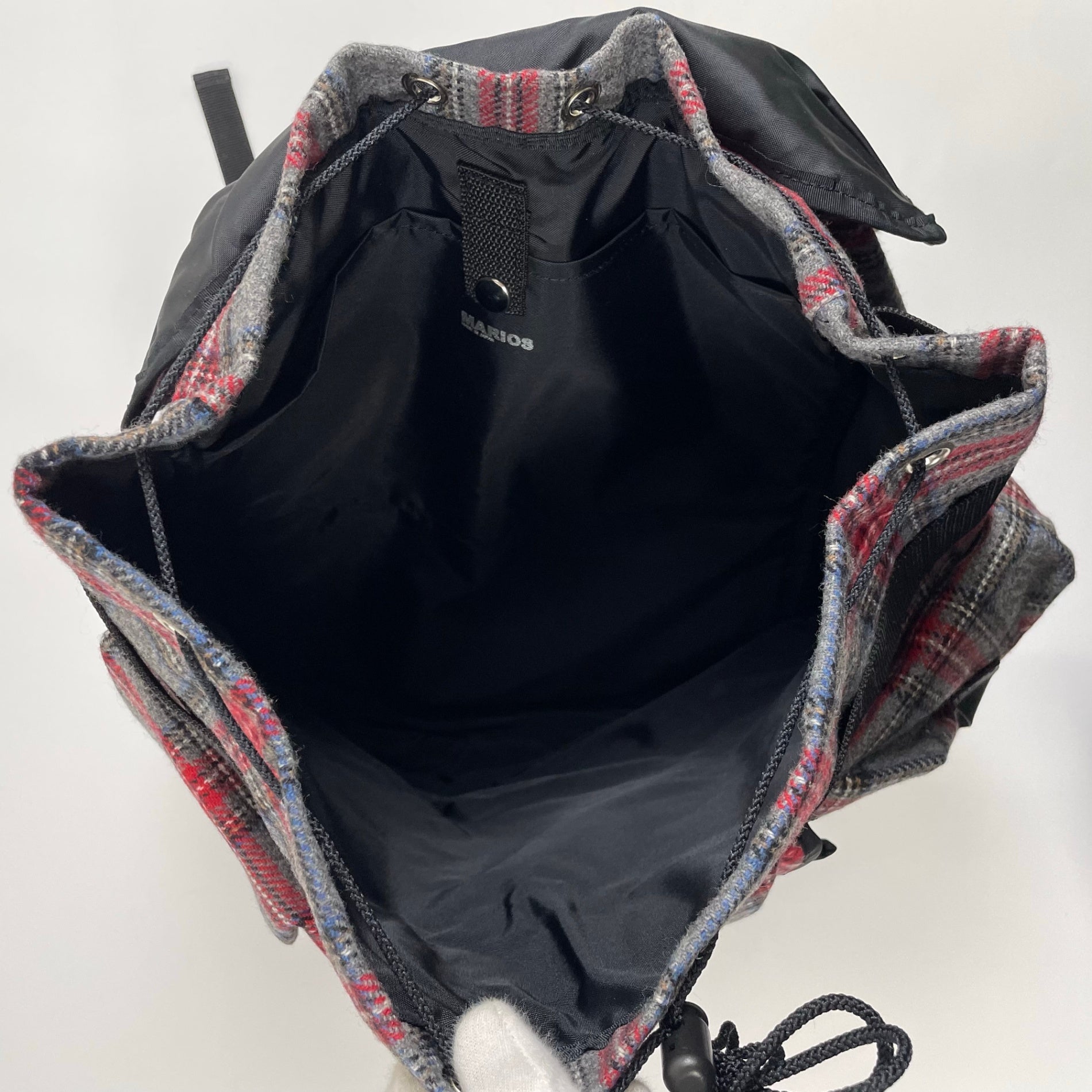 MARIOS マリオス / ウールギミックバックパック グレー×レッド 参考定価：50,000程度