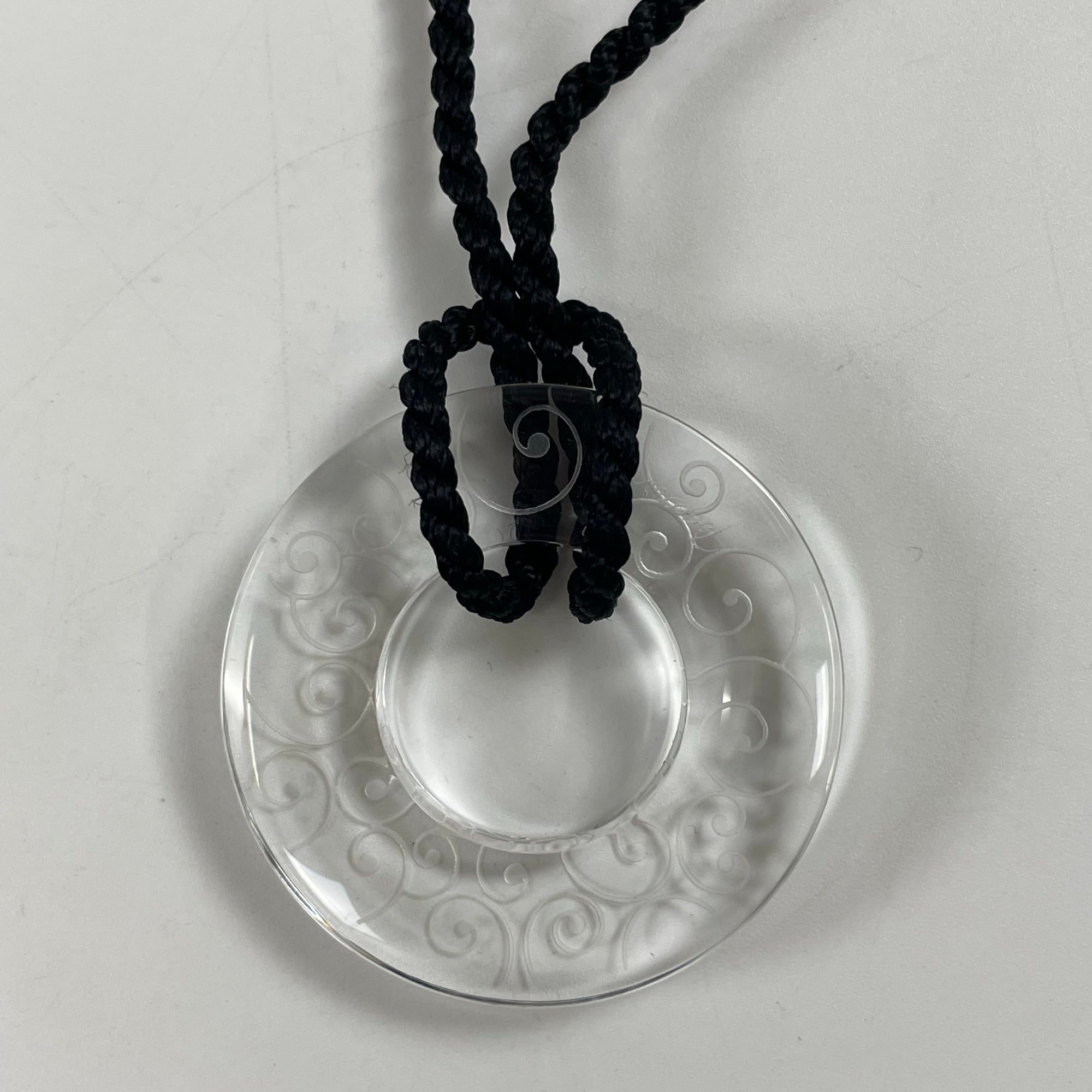 Baccarat / 唐草模様 クリアネックレス – BAUM store ONLINESTORE