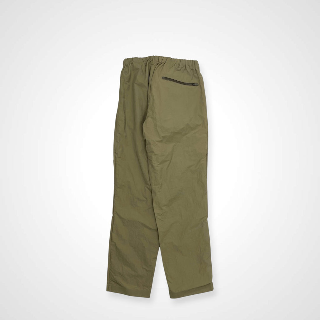 DESCENTE PAUSE デサントポーズ / EASY SLACKS カーキ 参考定価：20,000+tax  SIZE:S