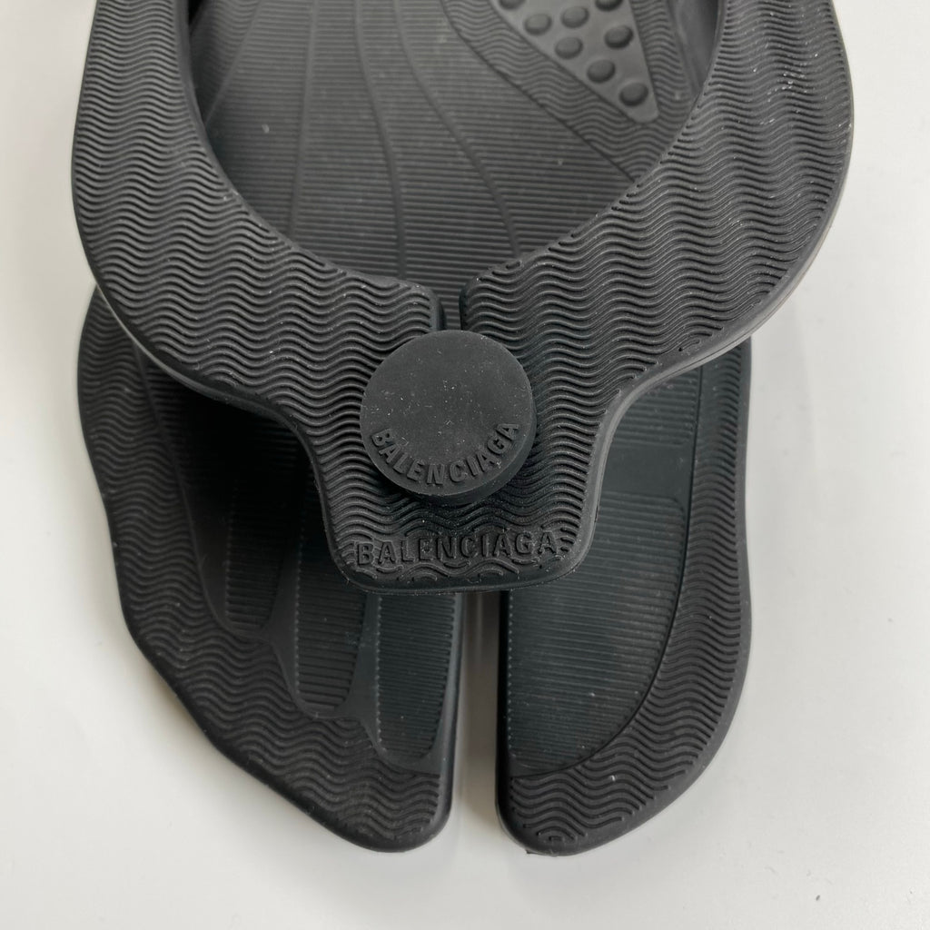 【カニエ ウエスト着用】 BALENCIAGA バレンシアガ / 足袋 ラバー サンダル ブラック 希少モデル  SIZE：27.5cm
