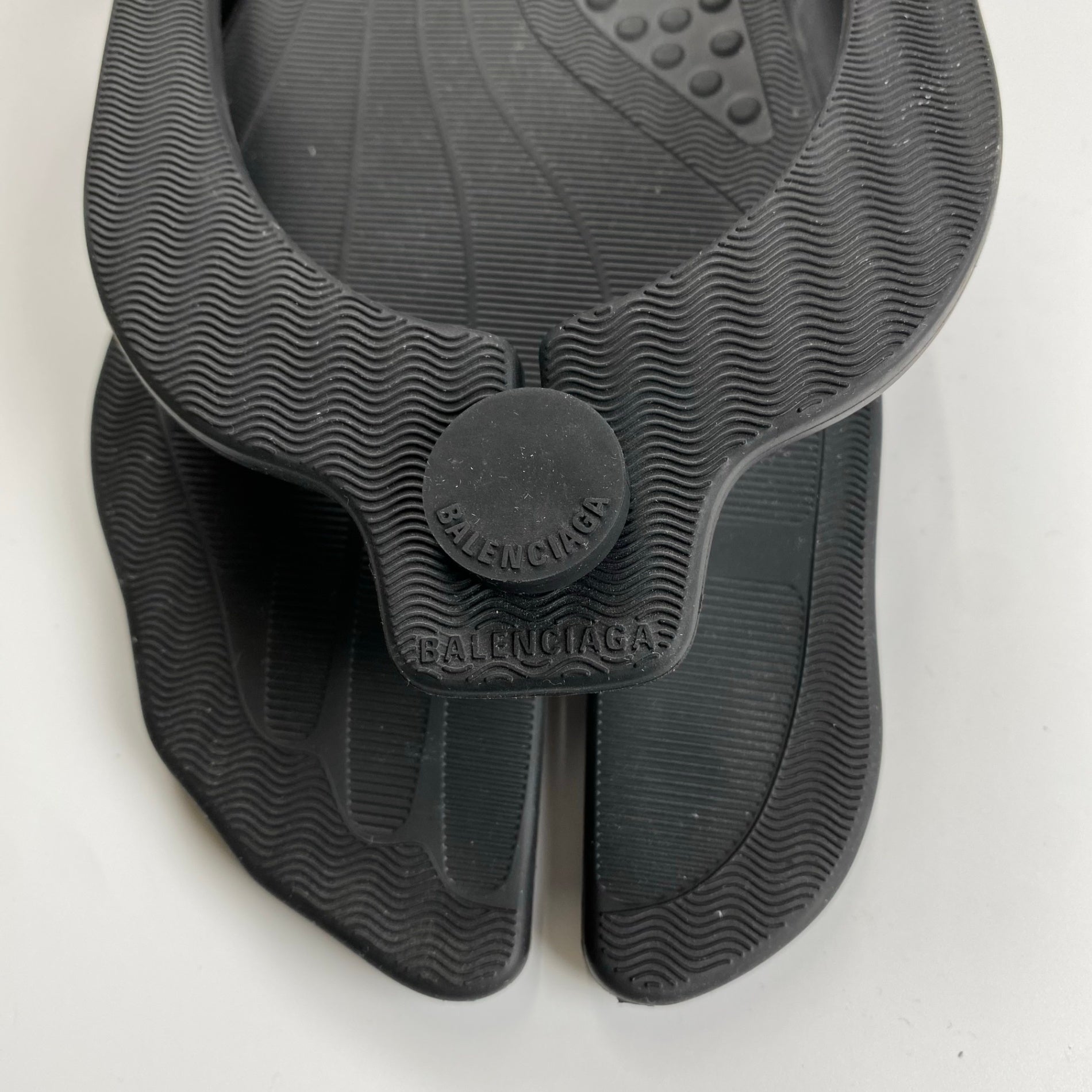 【カニエ ウエスト着用】 BALENCIAGA バレンシアガ / 足袋 ラバー サンダル ブラック 希少モデル  SIZE：27.5cm