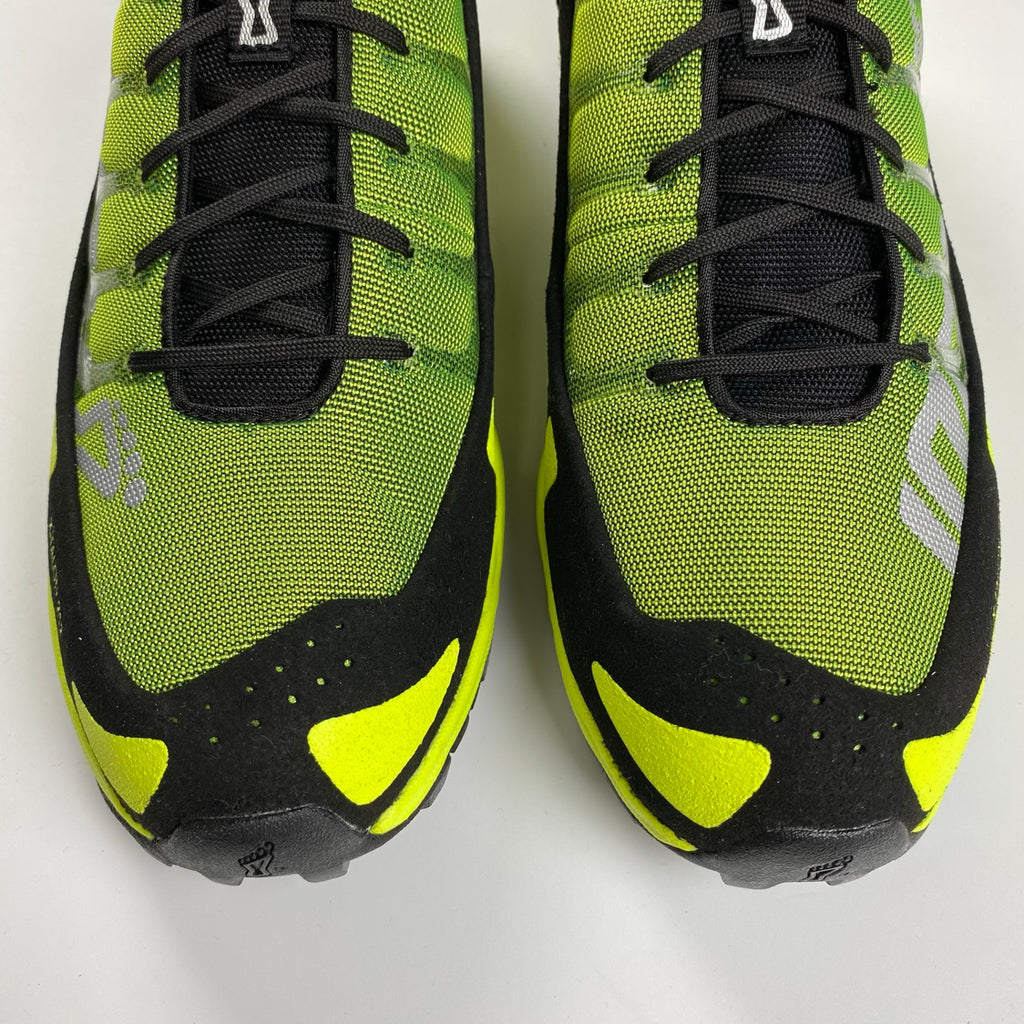 【未使用】 inov-8 イノベイト / X-TALON CLASSIC ランニングシューズ イエロー×ブラック 参考定価：13,000+tax SIZE:26.5