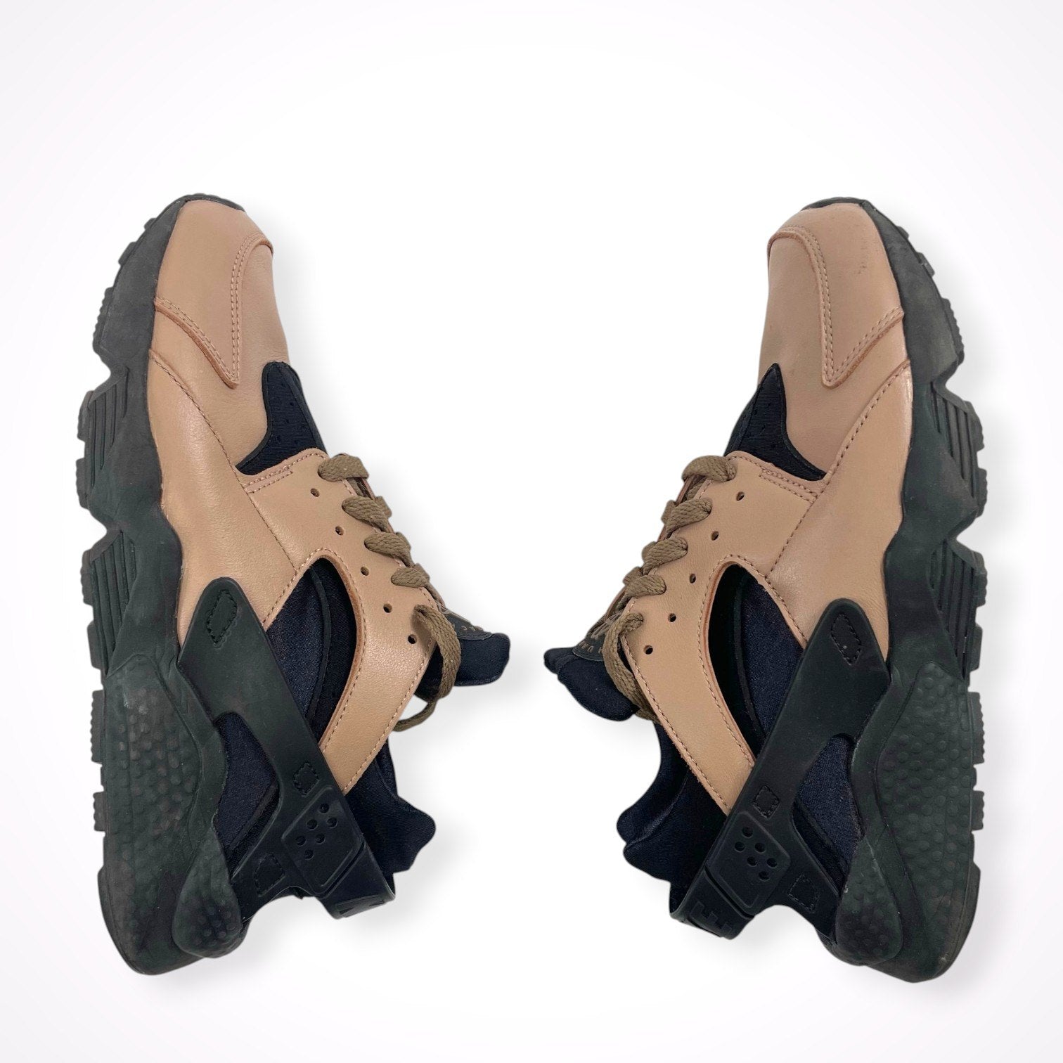 NIKE / AIR HUARACHE LE "TOADSTOOL" SIZE:26cm