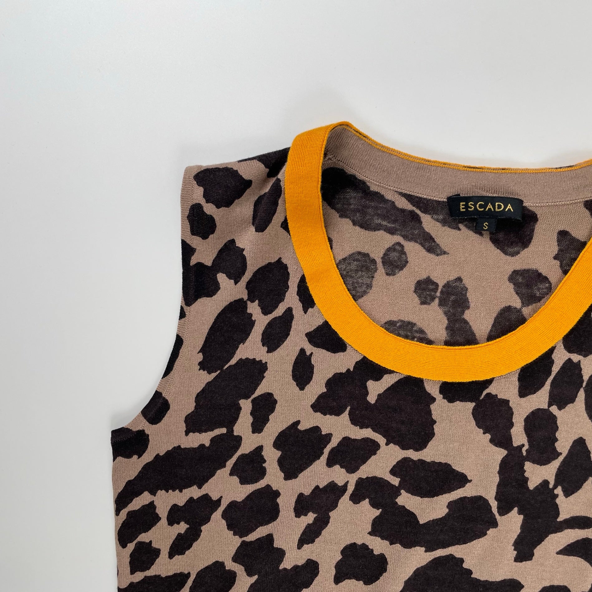 ESCADA エスカーダ / シルクMIXレオパードアンサンブル 参考定価：80,000程度 SIZE：S