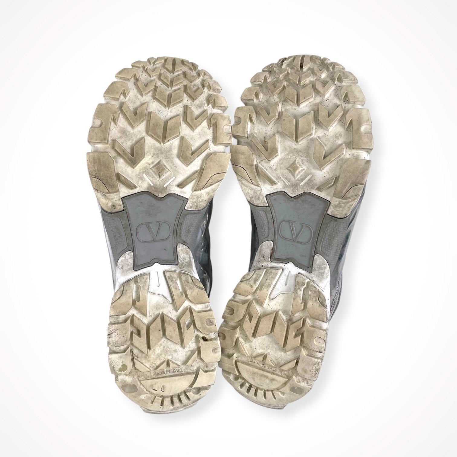 VALENTINO × UNDERCOVER / コラボスニーカー 参考定価：110,000程度 SIZE:43
