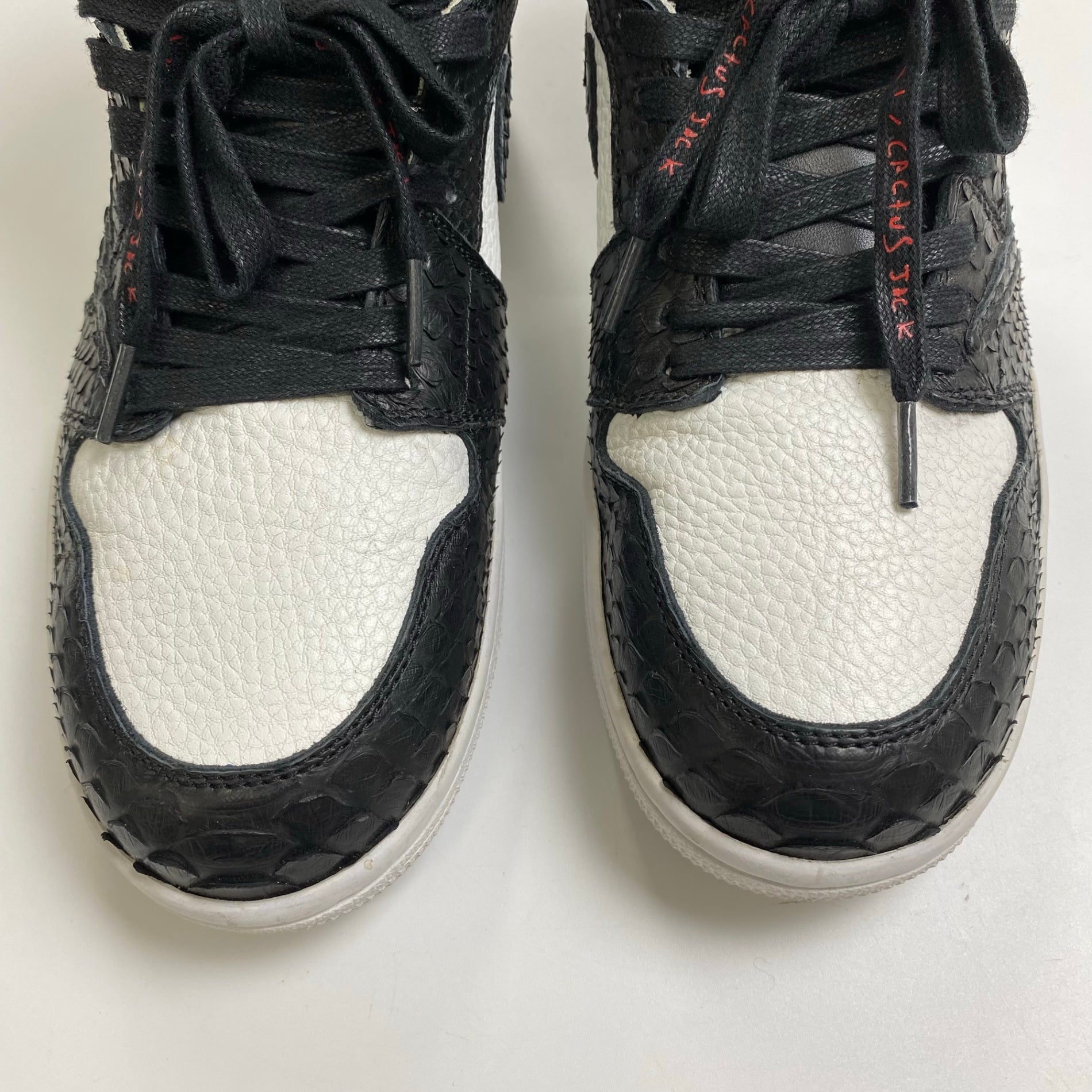 STAN GLS スタン ジーエルエス S.CURVE STUDIO / AJ1 TRAVIS パイソンカスタム 参考定価：300,000程度 SIZE：9(27cm程度)