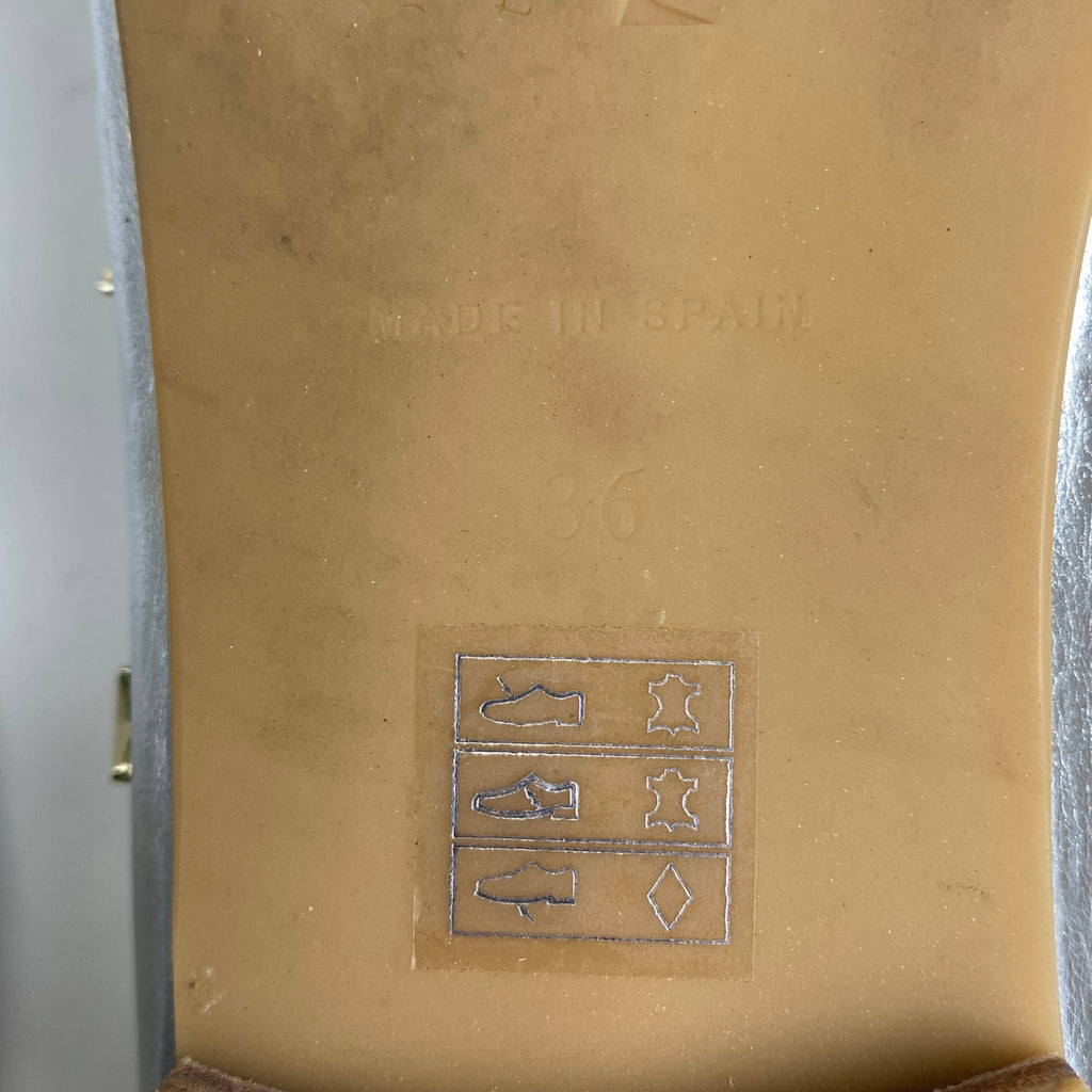 ras ラス / スタッズスクエアトウパンプス 参考定価：40,000程度 SIZE:24cm程度