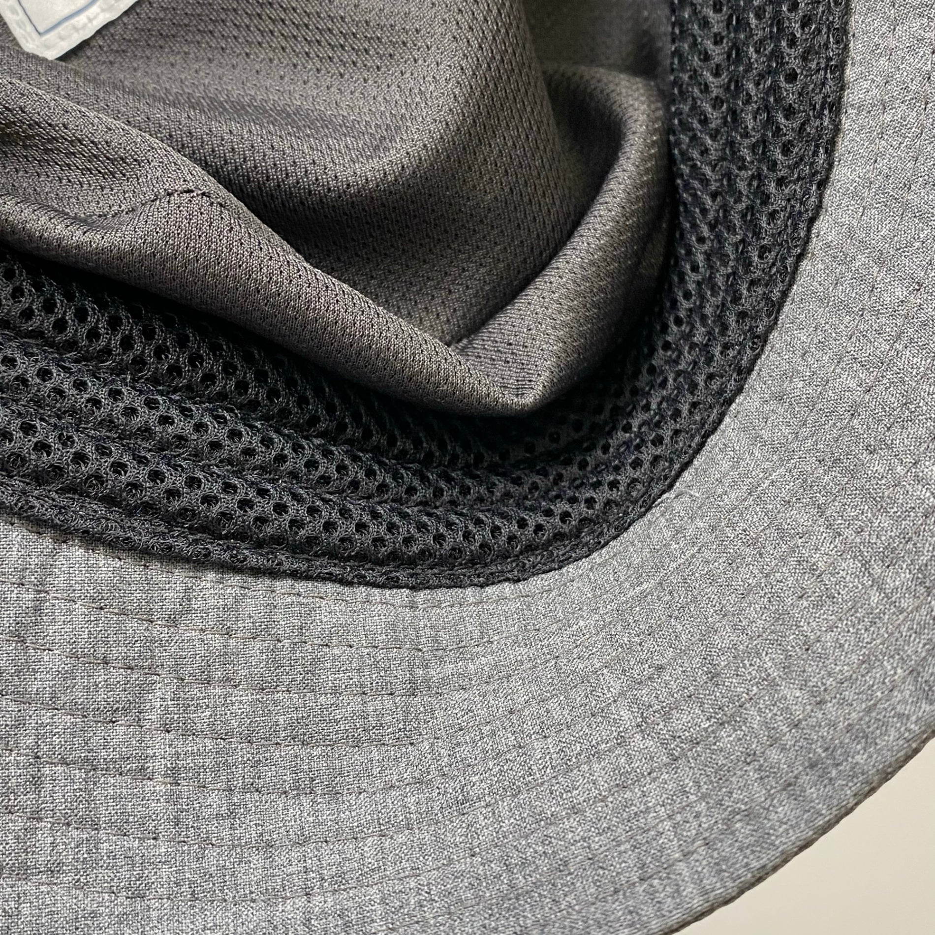 Unlikely アンライクリー / Bucket Hat Tropical バケットハット