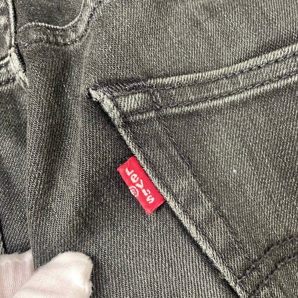 Levi's / 511スリムフィットジーンズ 参考定価：14,000+tax SIZE：W32