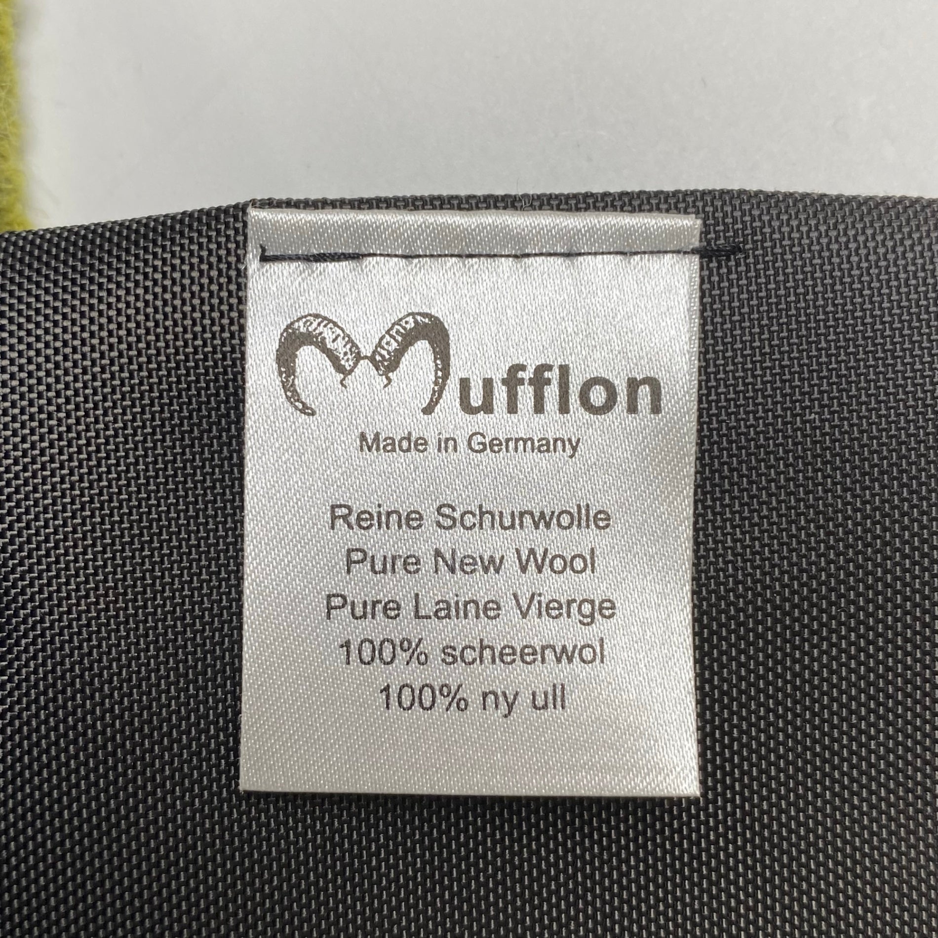 Mufflon マフロン / ショルダーバッグ フェルト 参考定価：20,000程度