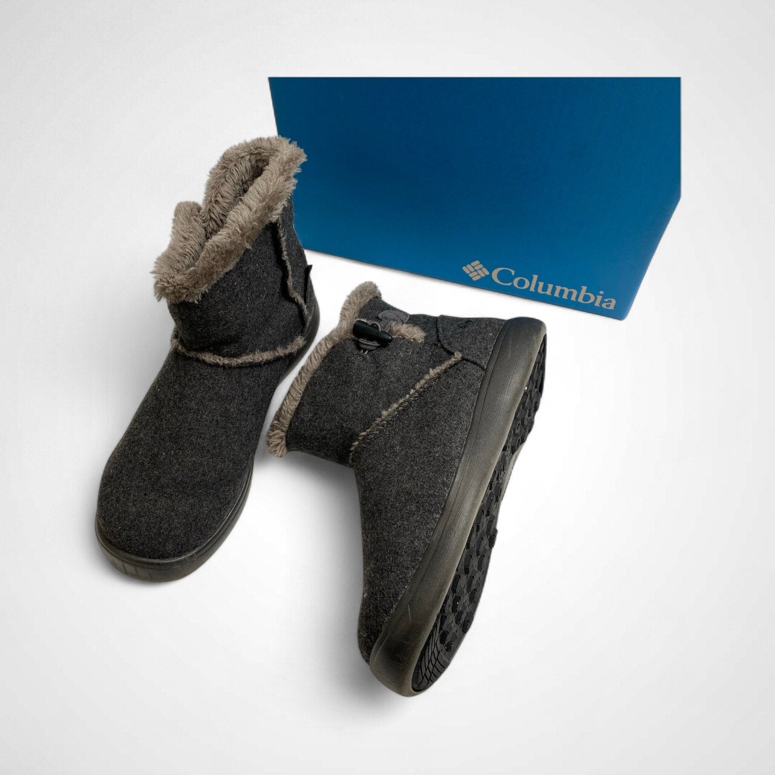 Columbia コロンビア / BAREFOOT MOUNTAIN ブーツ 参考定価：11,000+tax SIZE:24cm