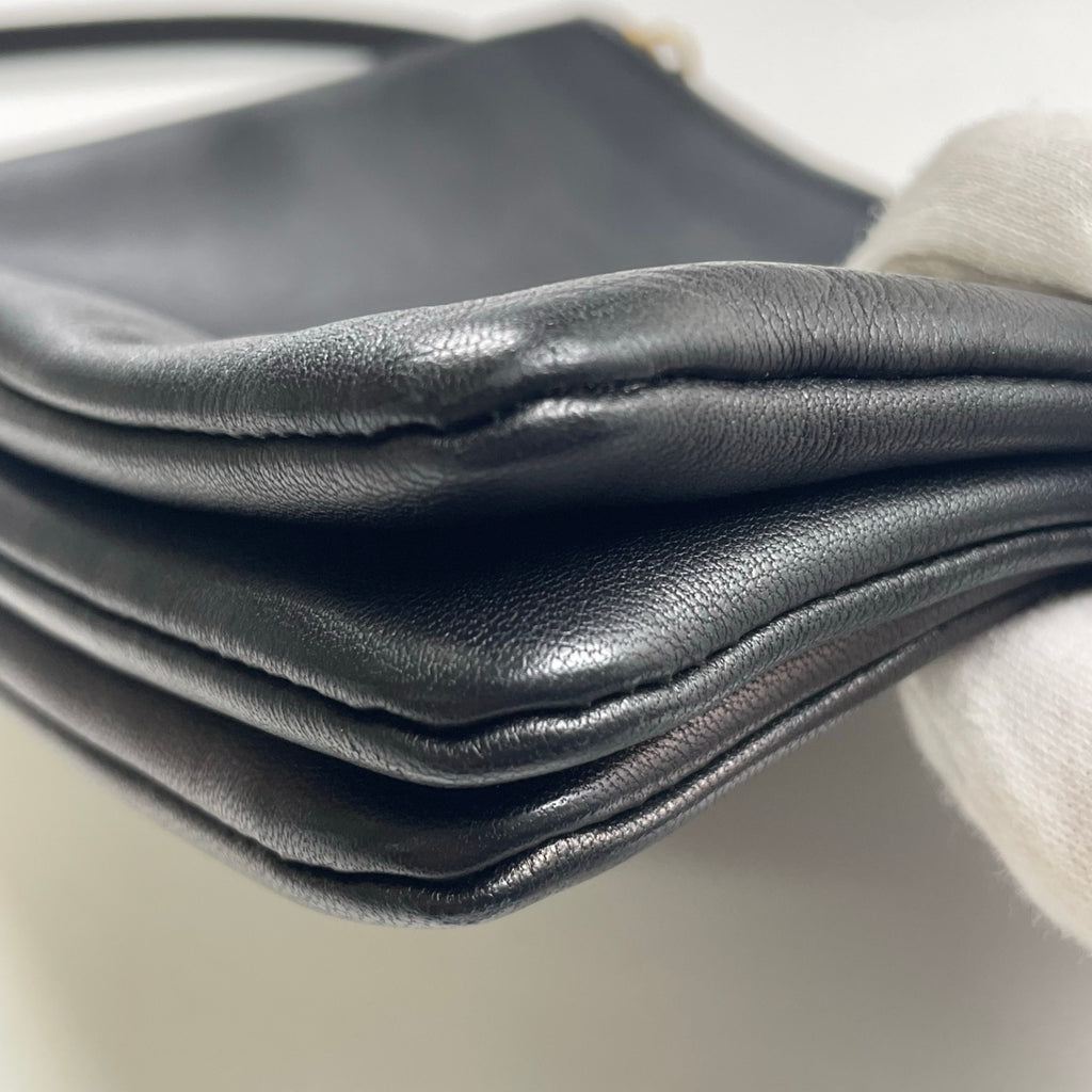 CELINE セリーヌ / トリオラージ ショルダーバッグ ブラック  フィービー期 参考定価：150,000+tax