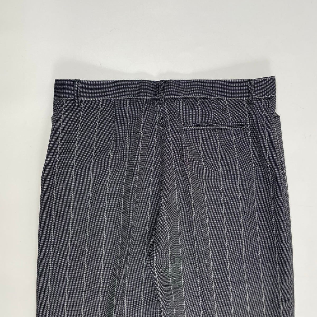EMPORIO ARMANI / ストライプセットアップスーツ 参考定価：180,000程度 SIZE：42