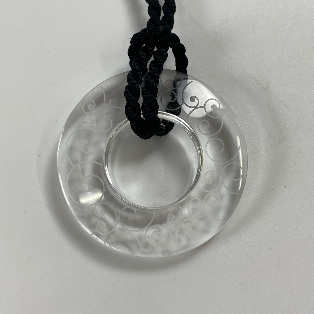 Baccarat / 唐草模様 クリアネックレス