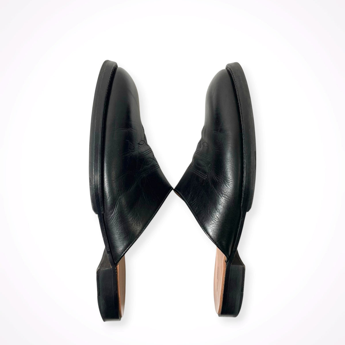 Hender Scheme / cheak 刺繍レザーサンダル 参考定価：40,000+tax SIZE:7