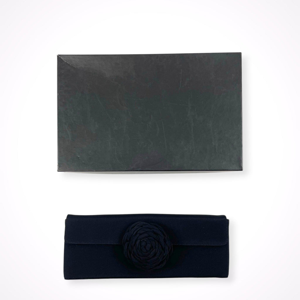 GIORGIO ARMANI / ロゼットパーティバッグ 未使用品 箱付 参考定価：150,000程度
