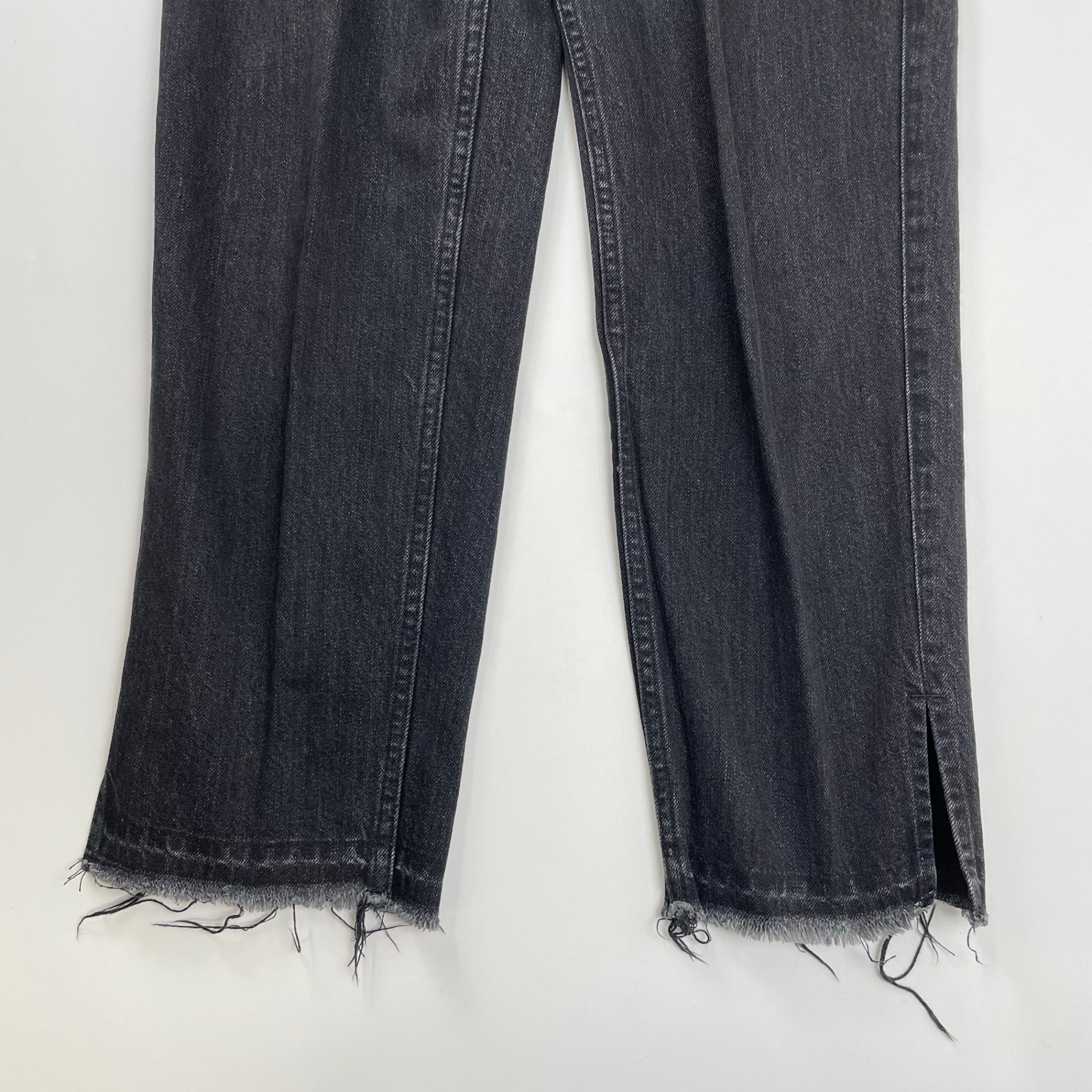 O0u オー・ゼロ・ユー / カットオフ スリットデニムパンツ 日本製 参考定価：20,000程度 SIZE：S