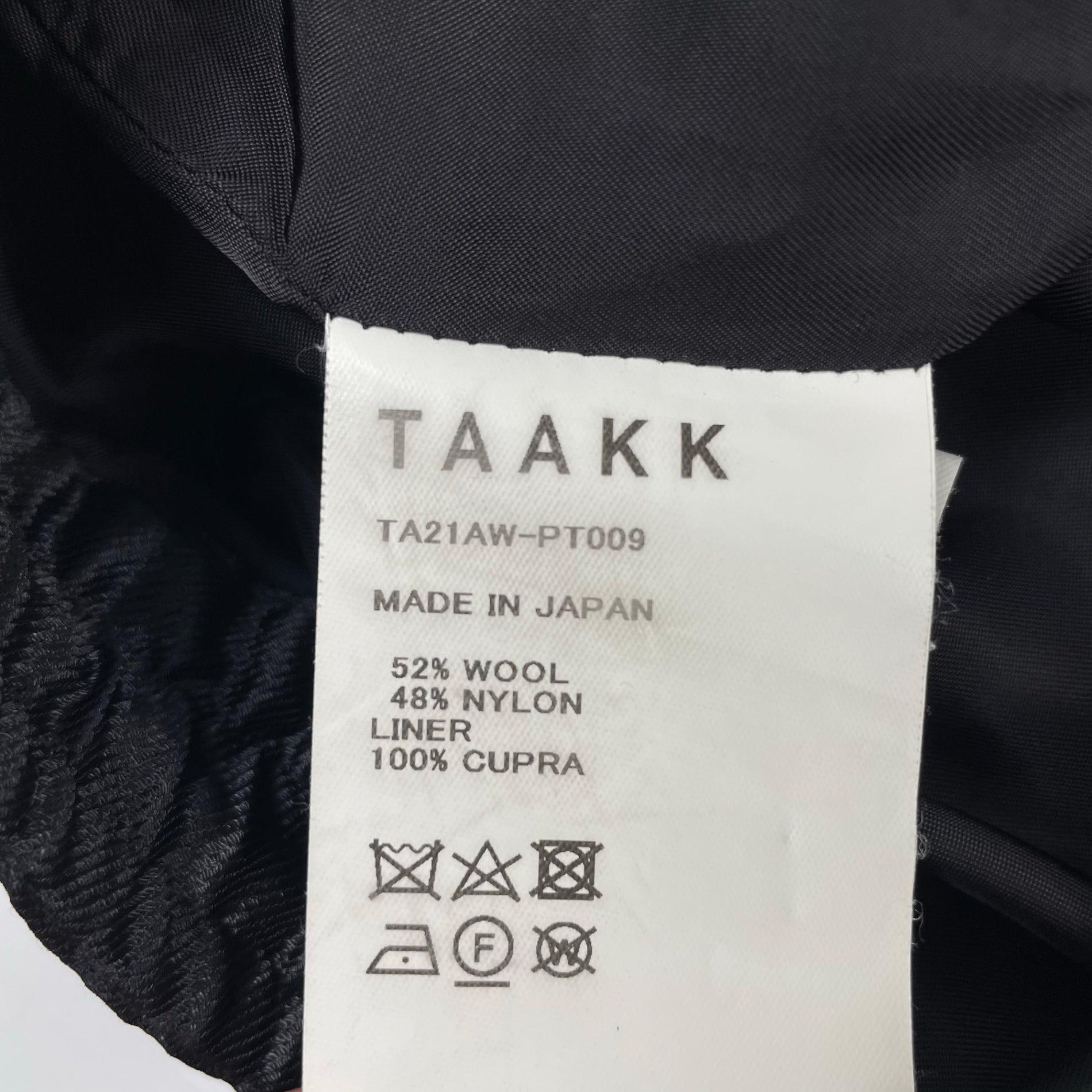 TAAKK / "JUXTAPOSE SERIES" TROUSERS 参考定価：42,000+tax SIZE：2