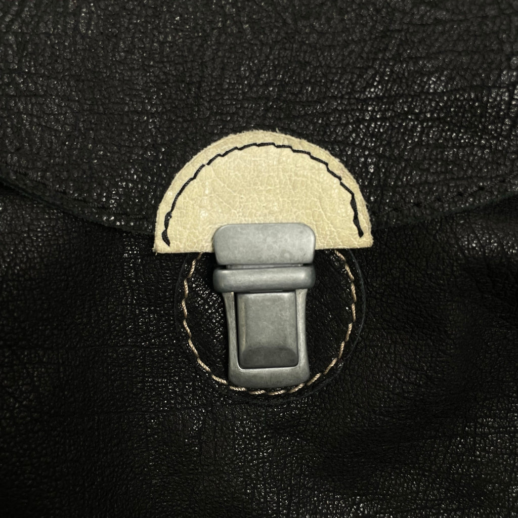 m'appazza イタリアデザイナーズ / シュリンクレザー ショルダーバッグ MADE IN ITALY 参考定価：100,000程度